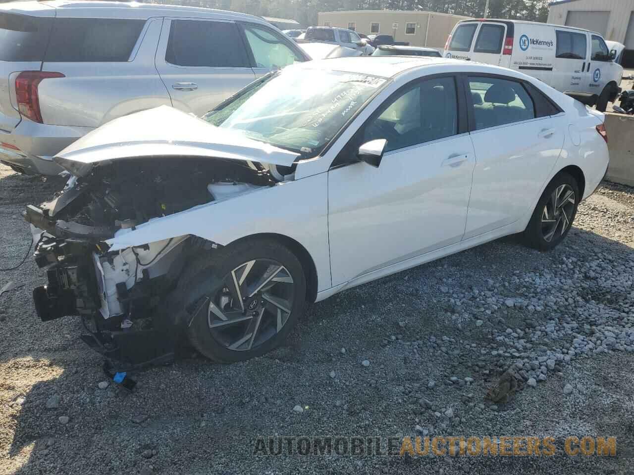 KMHLS4DG2SU857319 HYUNDAI ELANTRA 2025