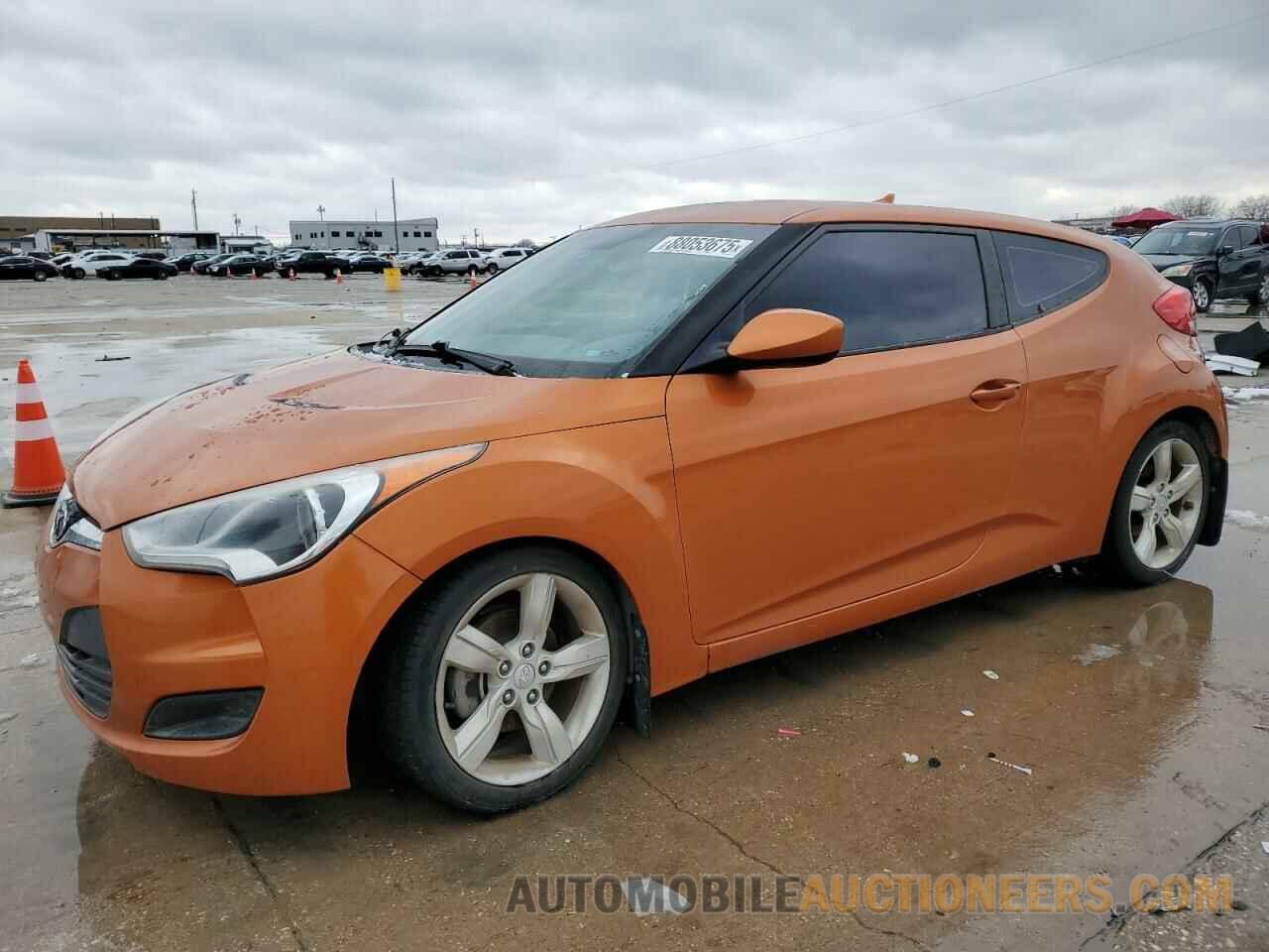 KMHTC6AD0DU135742 HYUNDAI VELOSTER 2013