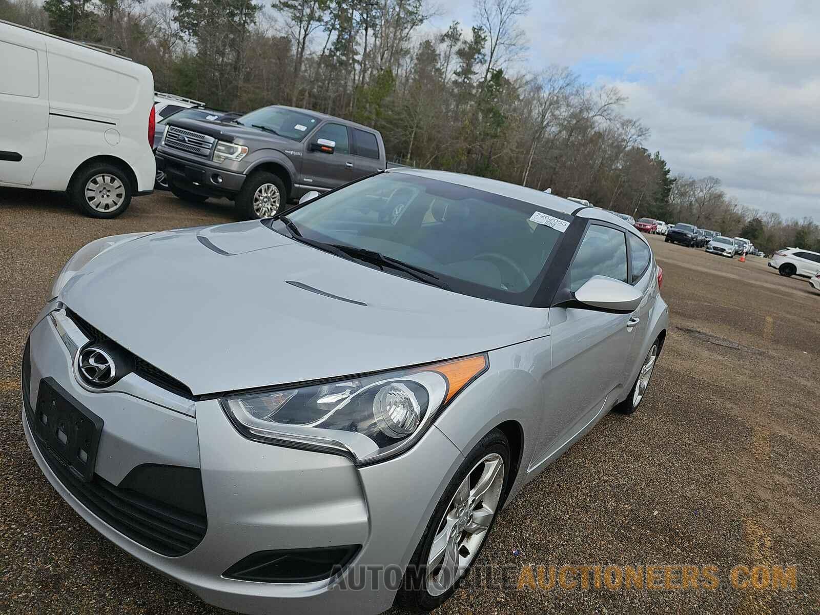 KMHTC6AD0FU228344 Hyundai  2015