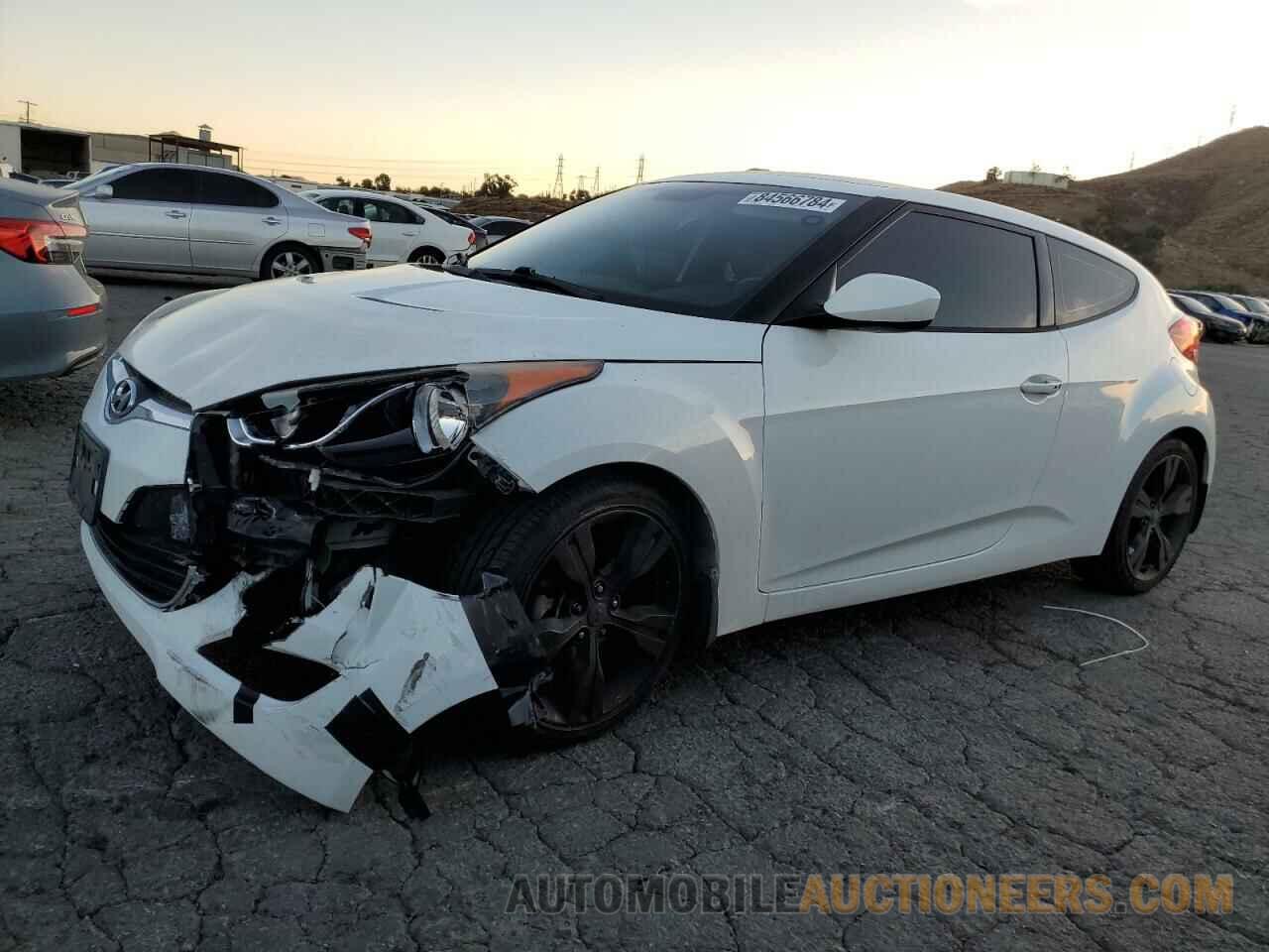 KMHTC6AD2DU141638 HYUNDAI VELOSTER 2013