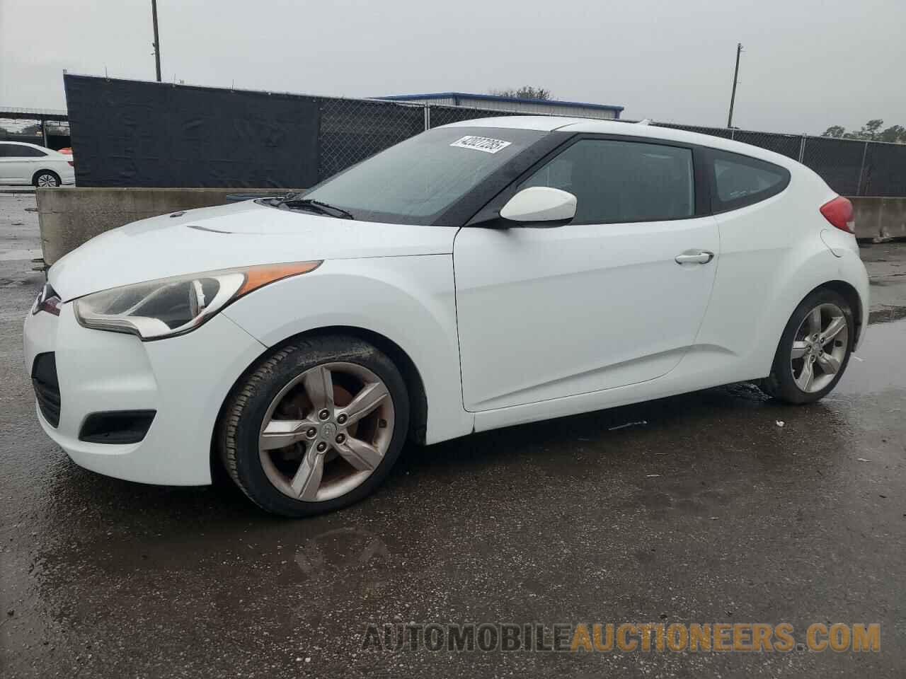 KMHTC6AD2FU227356 HYUNDAI VELOSTER 2015