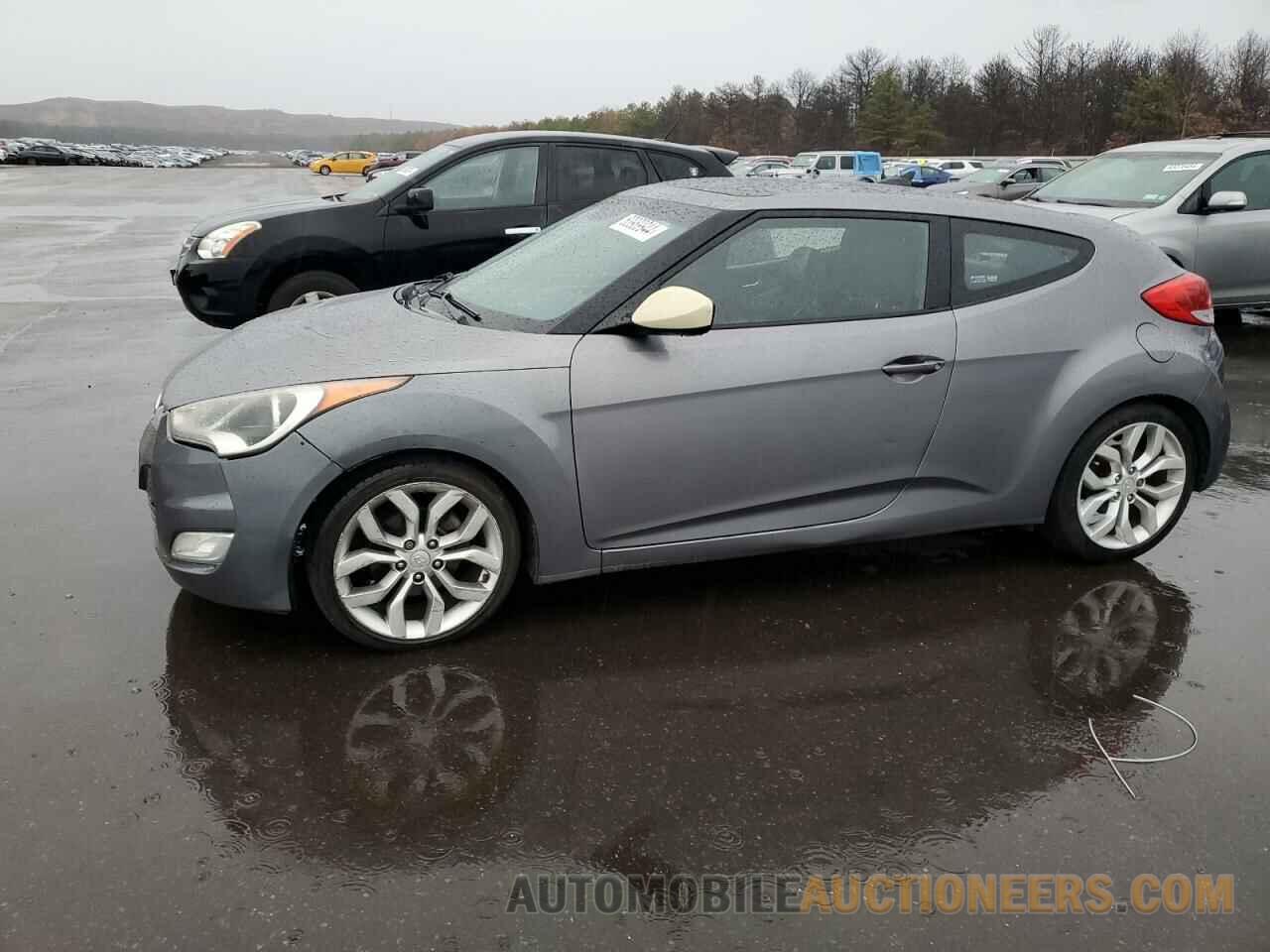 KMHTC6AD3CU044253 HYUNDAI VELOSTER 2012