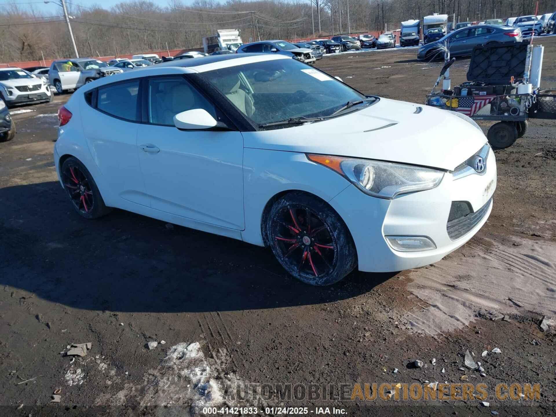 KMHTC6AD3CU051669 HYUNDAI VELOSTER 2012