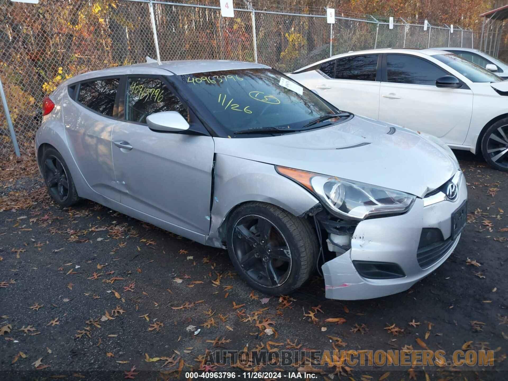 KMHTC6AD3CU068987 HYUNDAI VELOSTER 2012