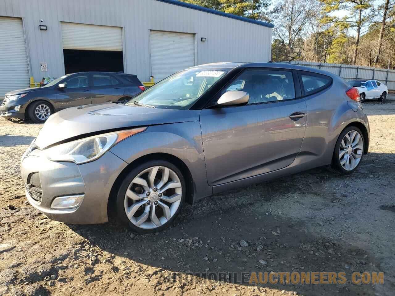 KMHTC6AD3DU133113 HYUNDAI VELOSTER 2013