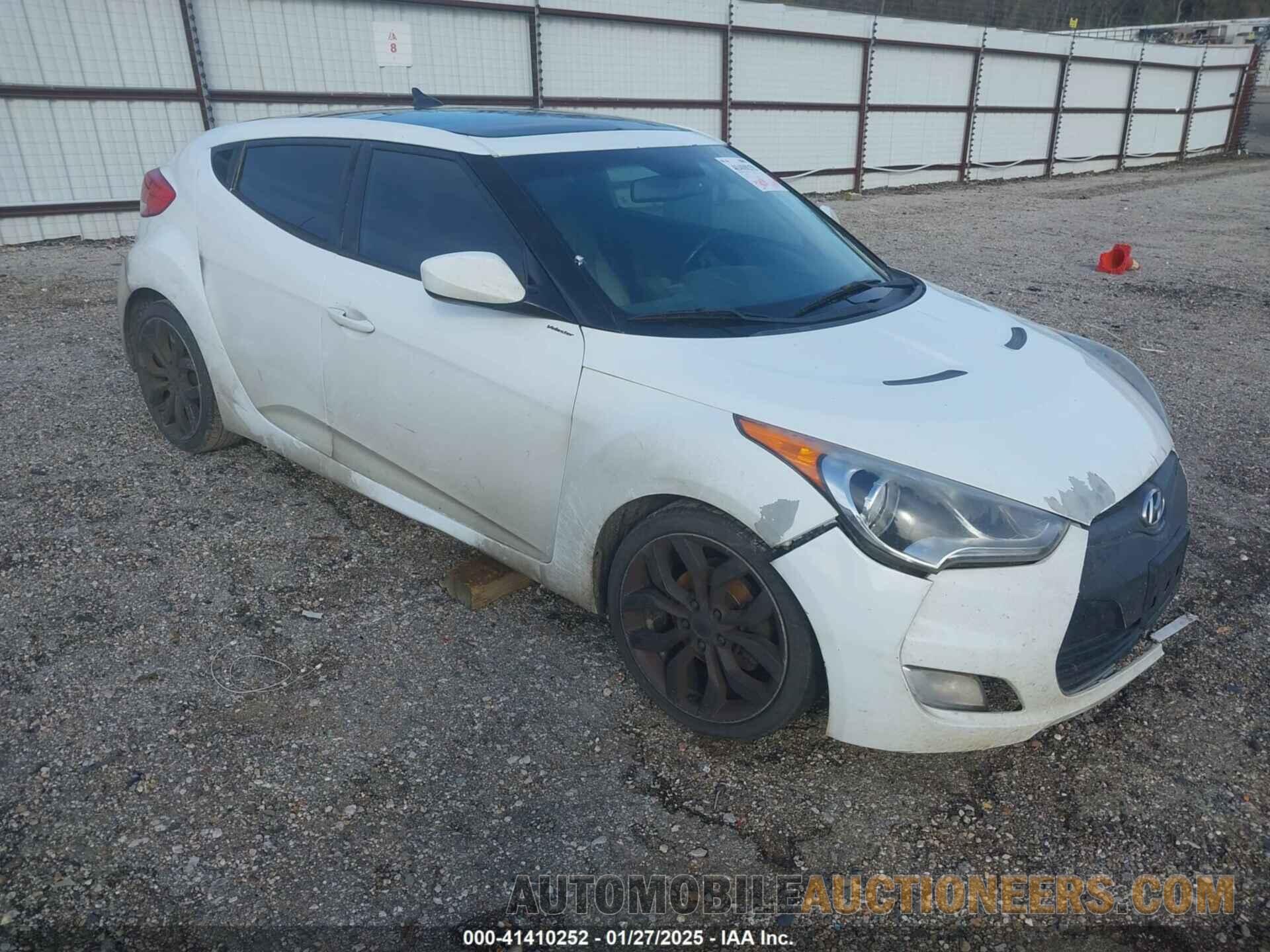 KMHTC6AD4DU140121 HYUNDAI VELOSTER 2013