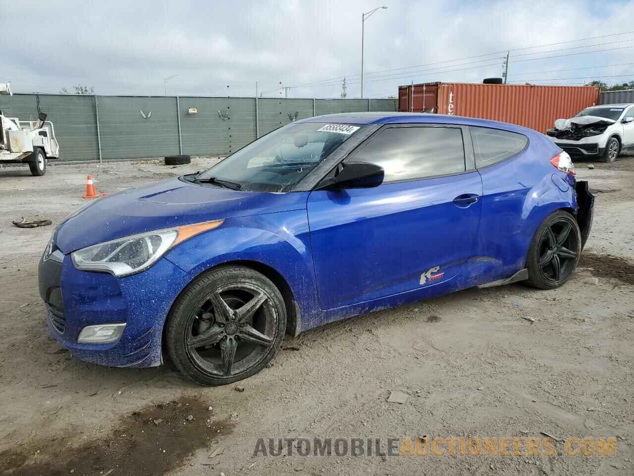 KMHTC6AD5DU156568 HYUNDAI VELOSTER 2013