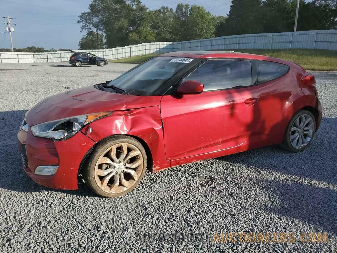 KMHTC6AD6DU137902 HYUNDAI VELOSTER 2013