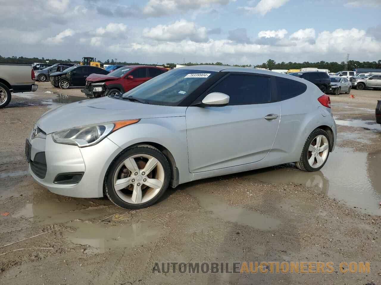 KMHTC6AD6DU141092 HYUNDAI VELOSTER 2013