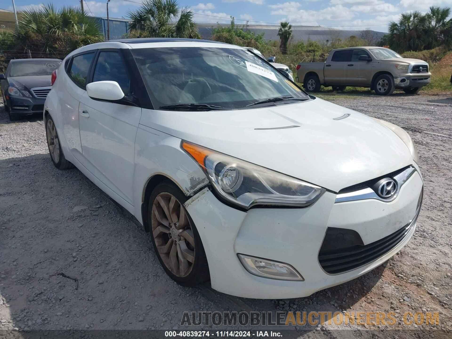 KMHTC6AD6DU156692 HYUNDAI VELOSTER 2013