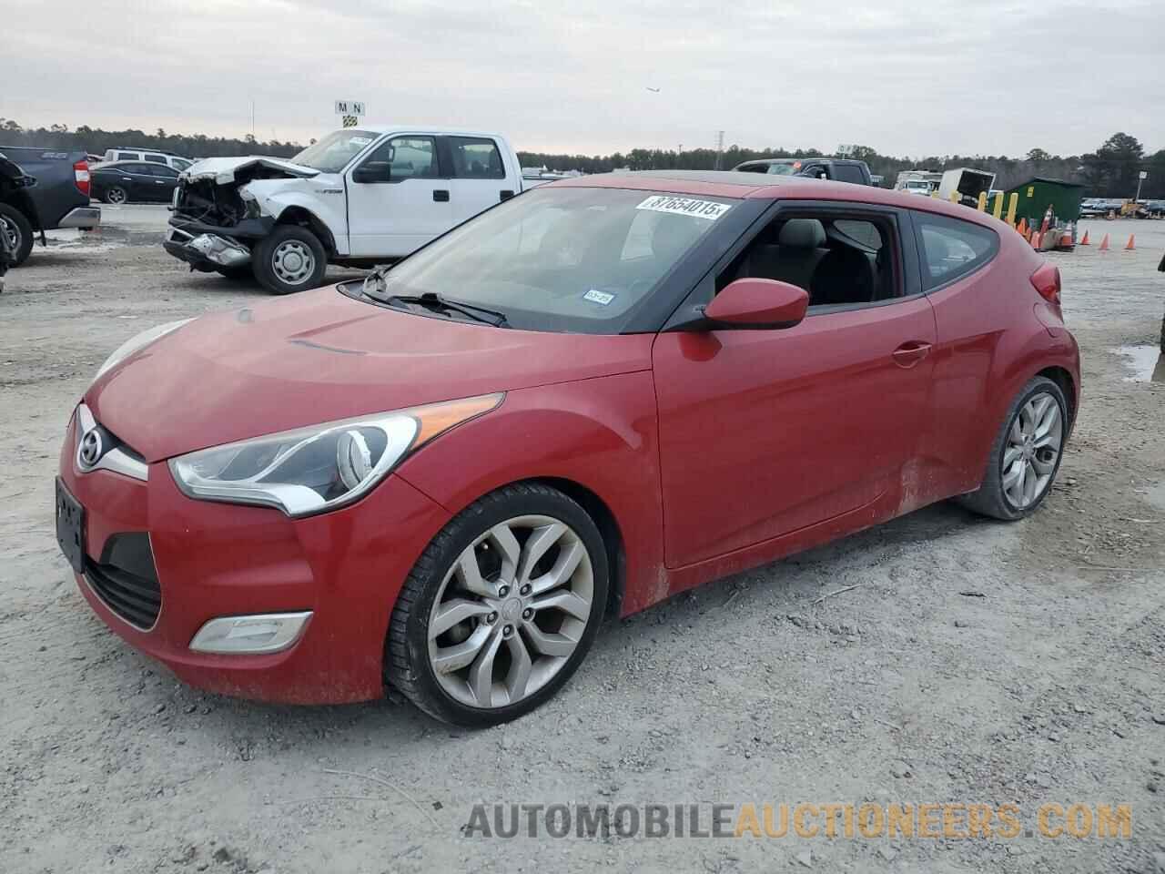 KMHTC6AD7DU100826 HYUNDAI VELOSTER 2013