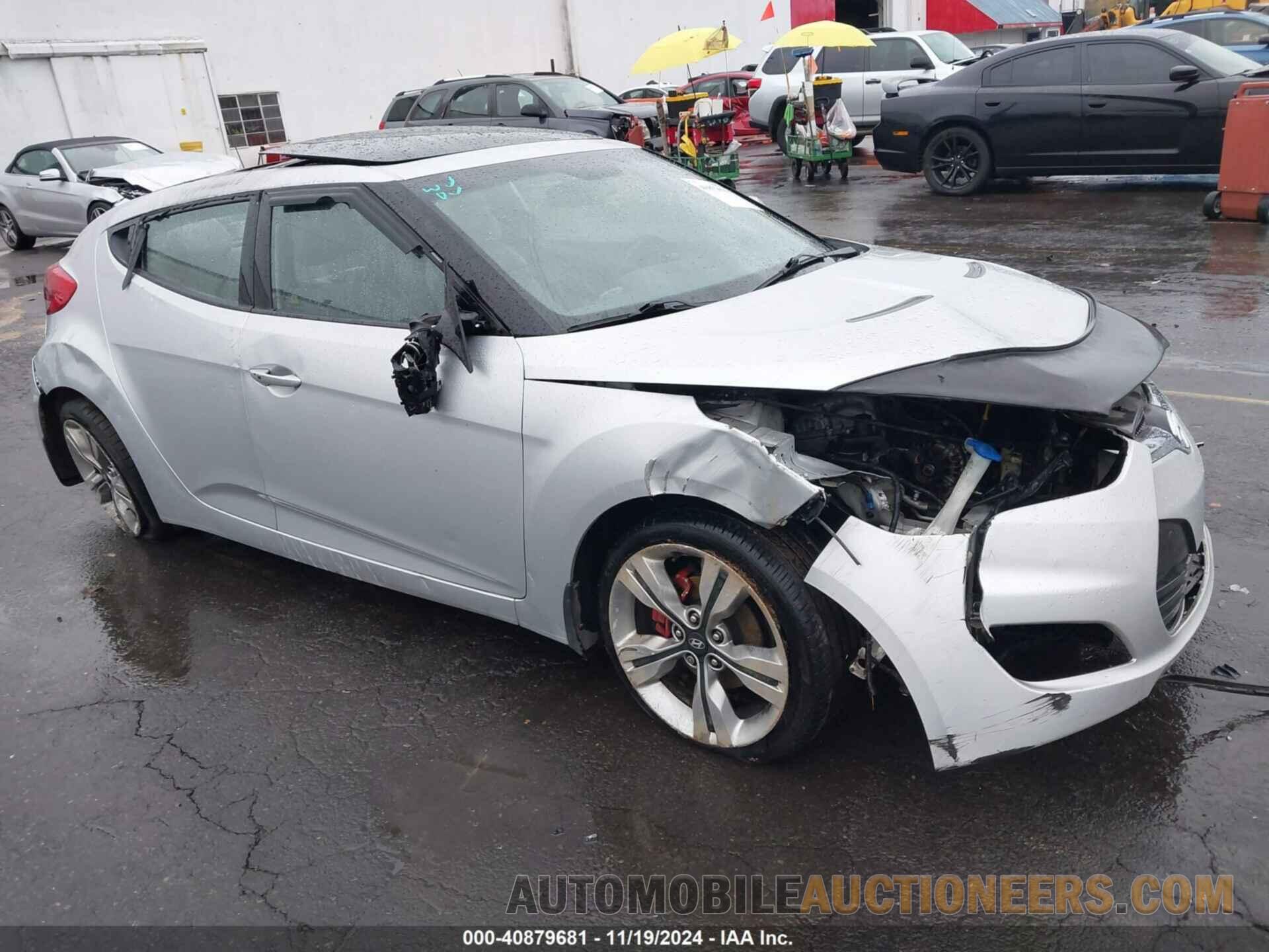 KMHTC6AD8CU027612 HYUNDAI VELOSTER 2012