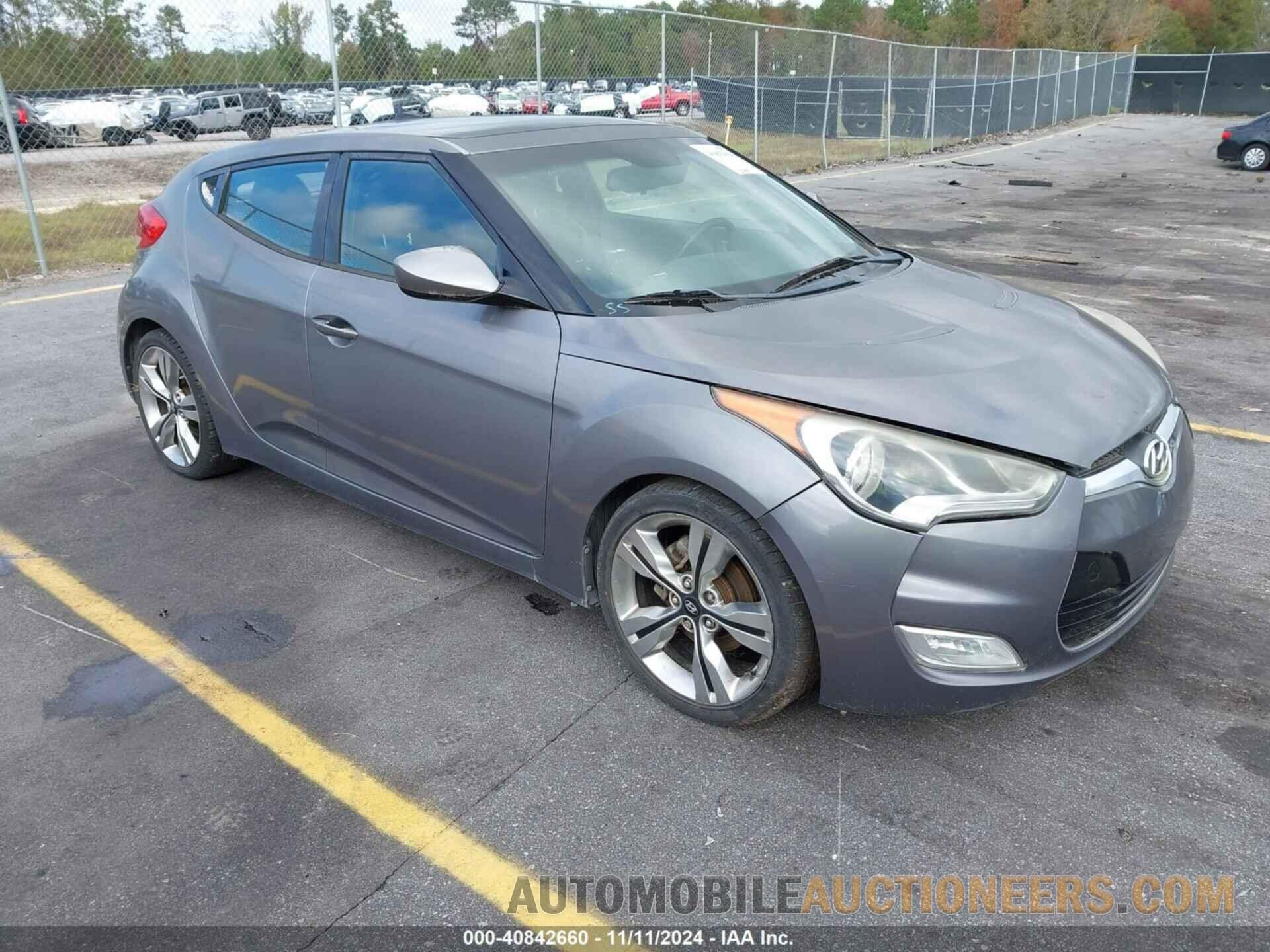 KMHTC6AD8CU031871 HYUNDAI VELOSTER 2012