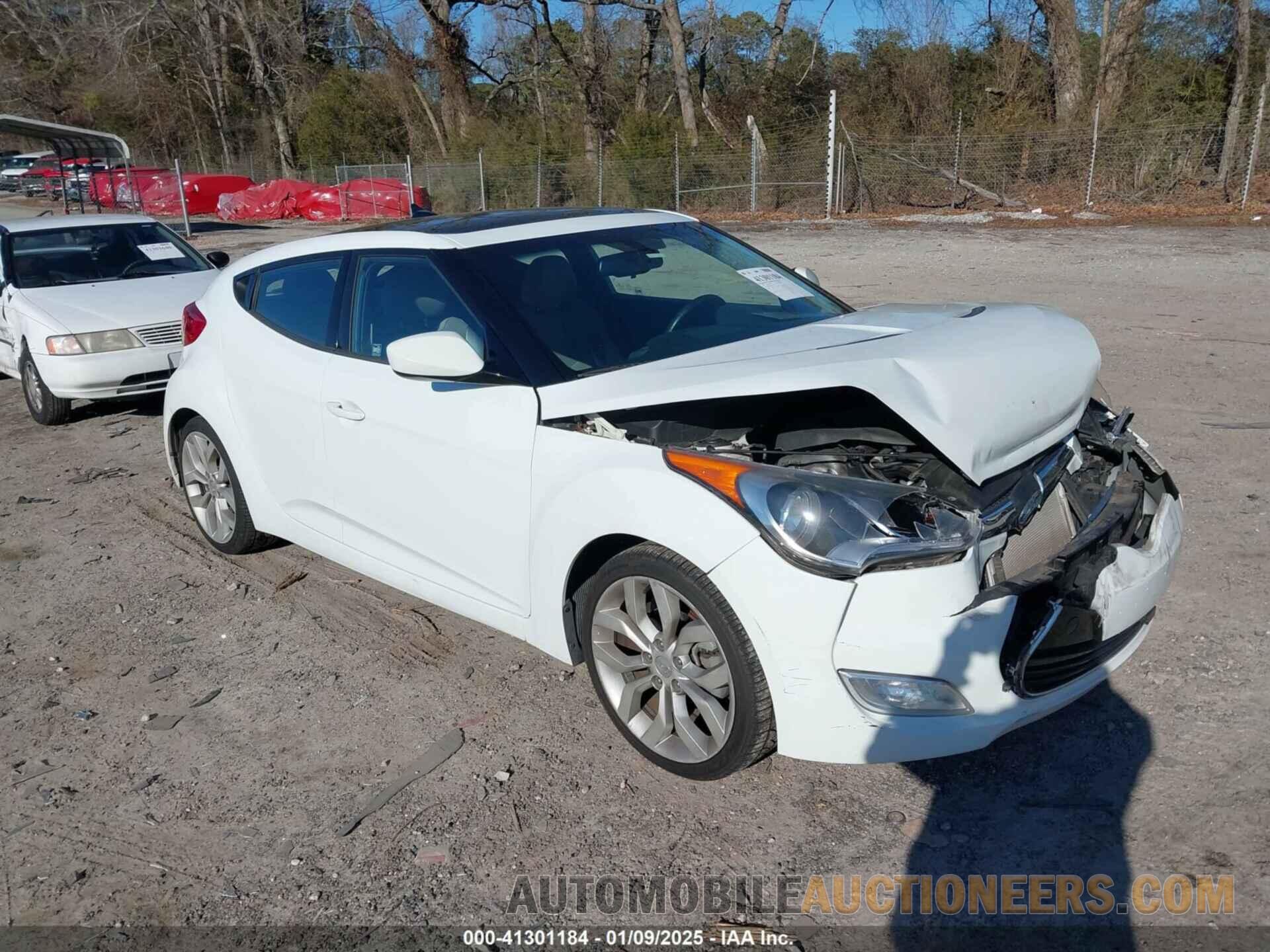 KMHTC6AD8DU135634 HYUNDAI VELOSTER 2013