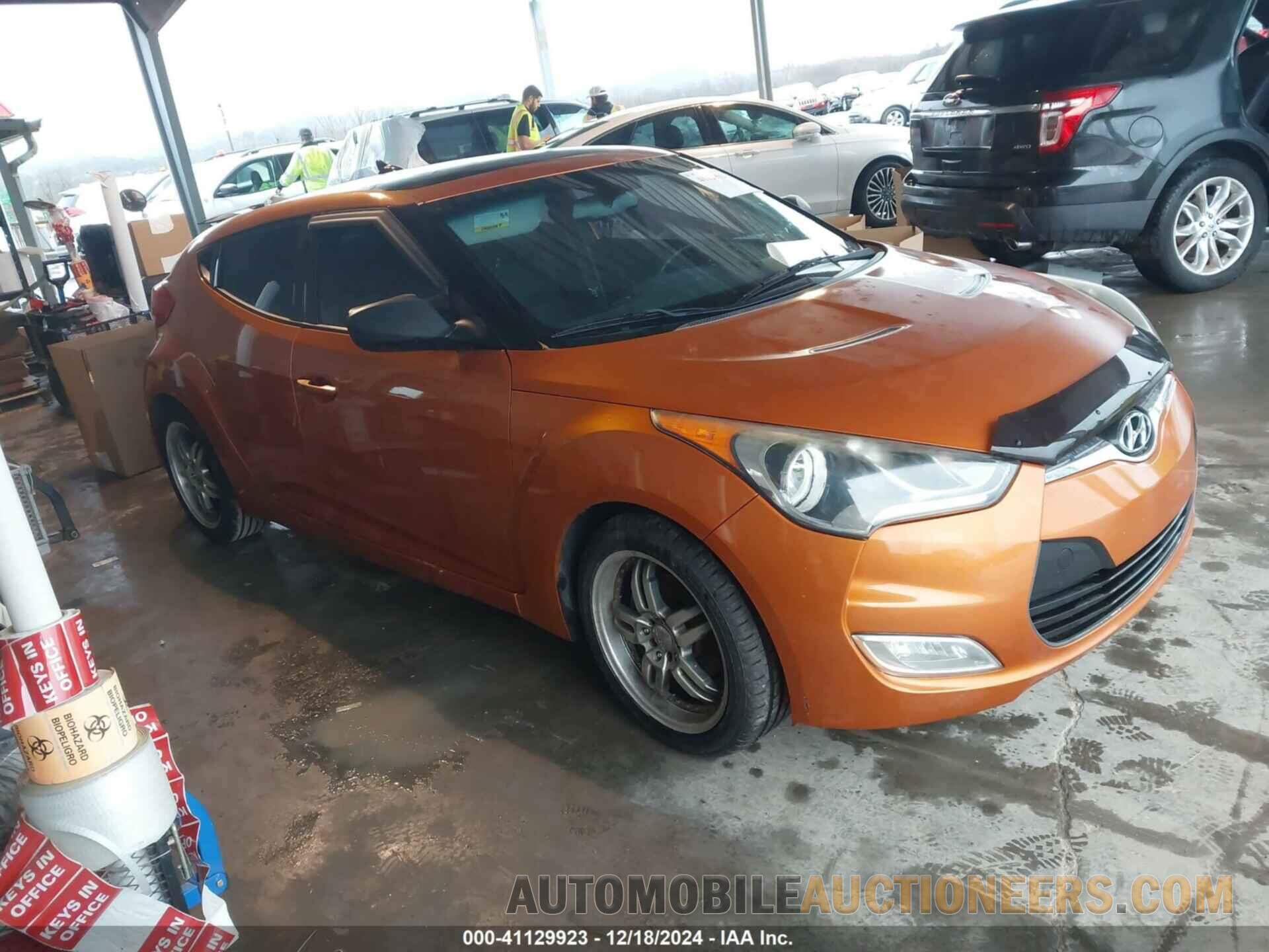 KMHTC6AD9CU022421 HYUNDAI VELOSTER 2012