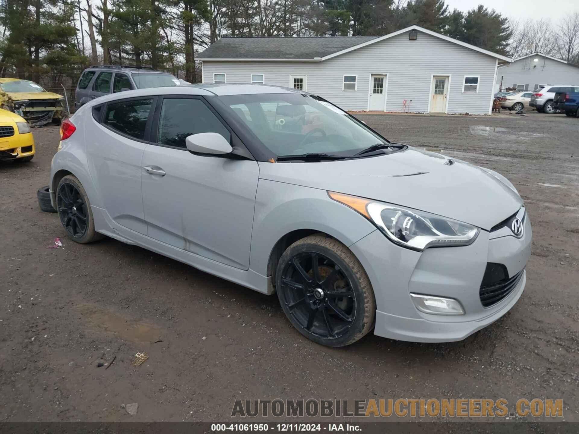 KMHTC6AD9DU128918 HYUNDAI VELOSTER 2013