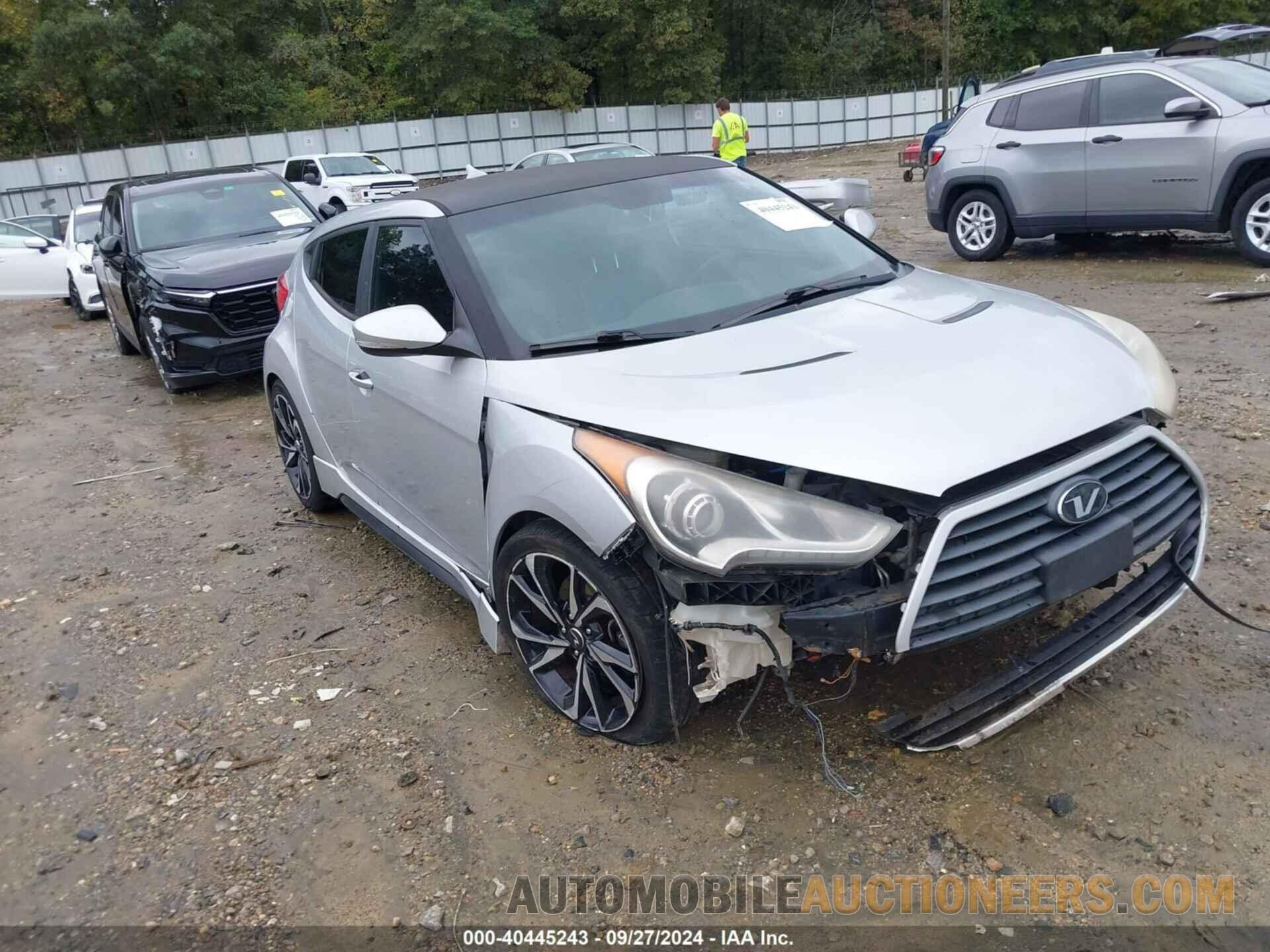 KMHTC6AE0DU157779 HYUNDAI VELOSTER 2013