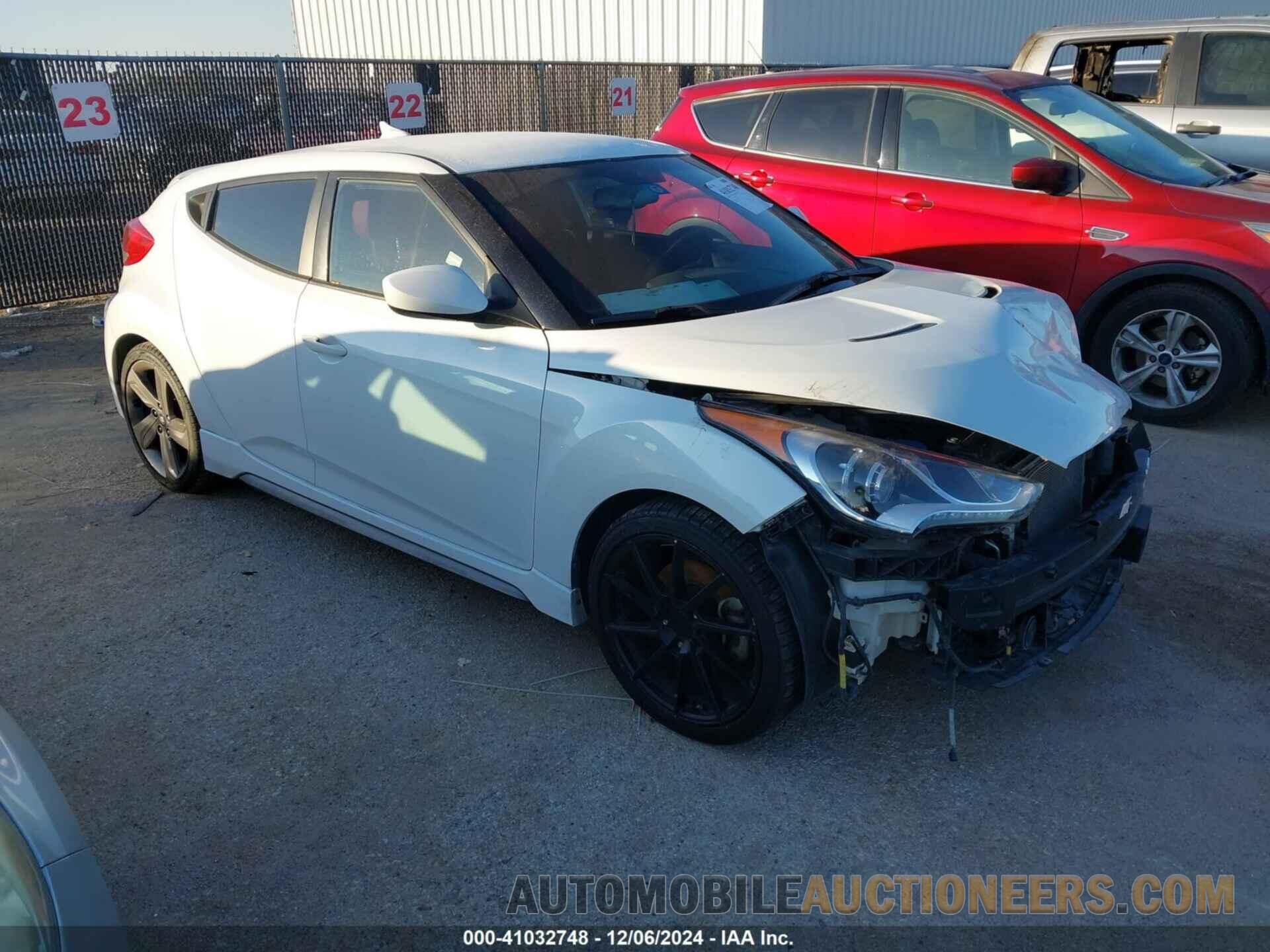 KMHTC6AE0FU239322 HYUNDAI VELOSTER 2015