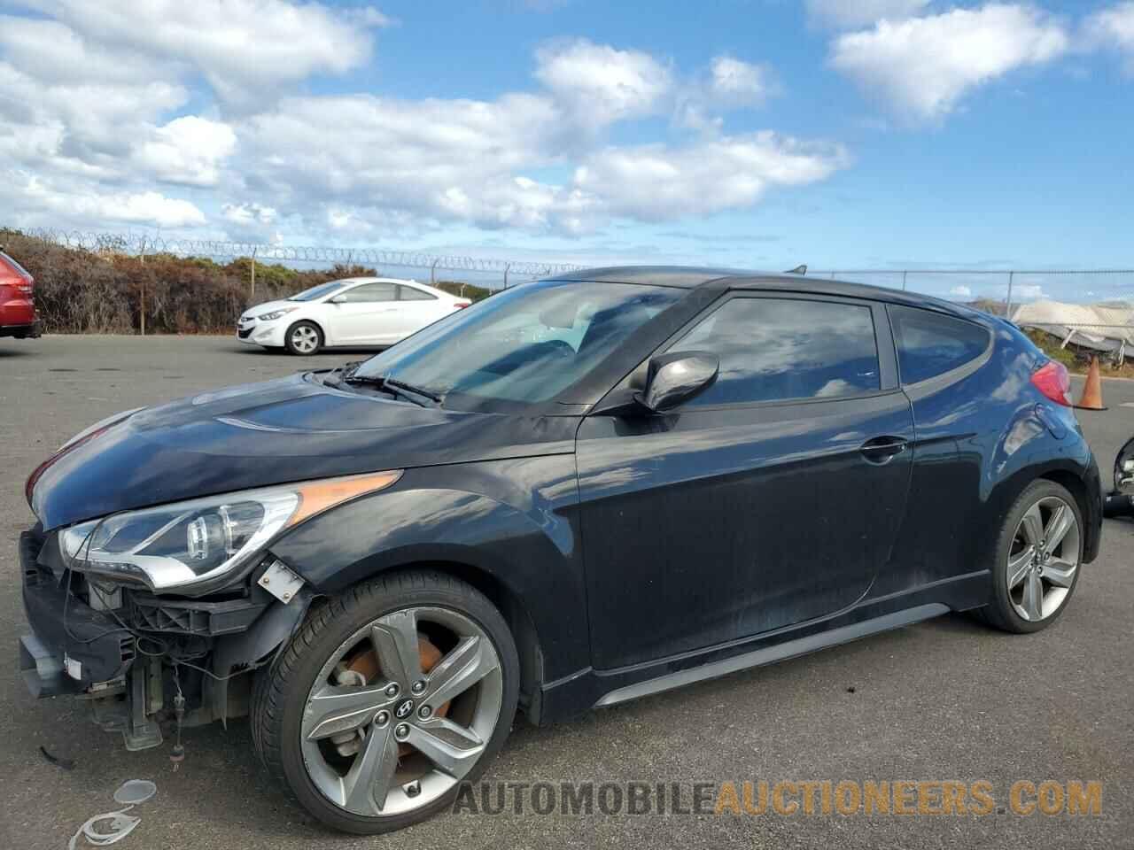 KMHTC6AE1FU235716 HYUNDAI VELOSTER 2015