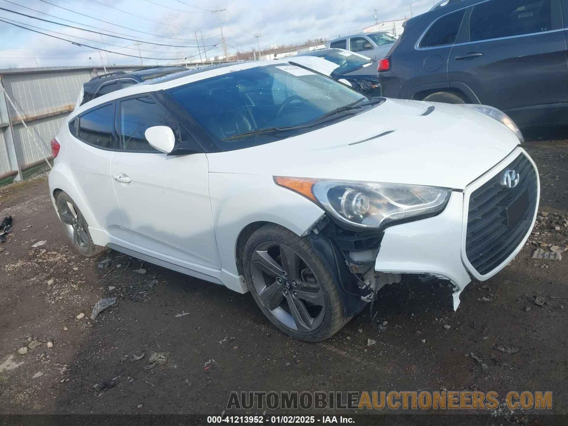 KMHTC6AE2DU119695 HYUNDAI VELOSTER 2013