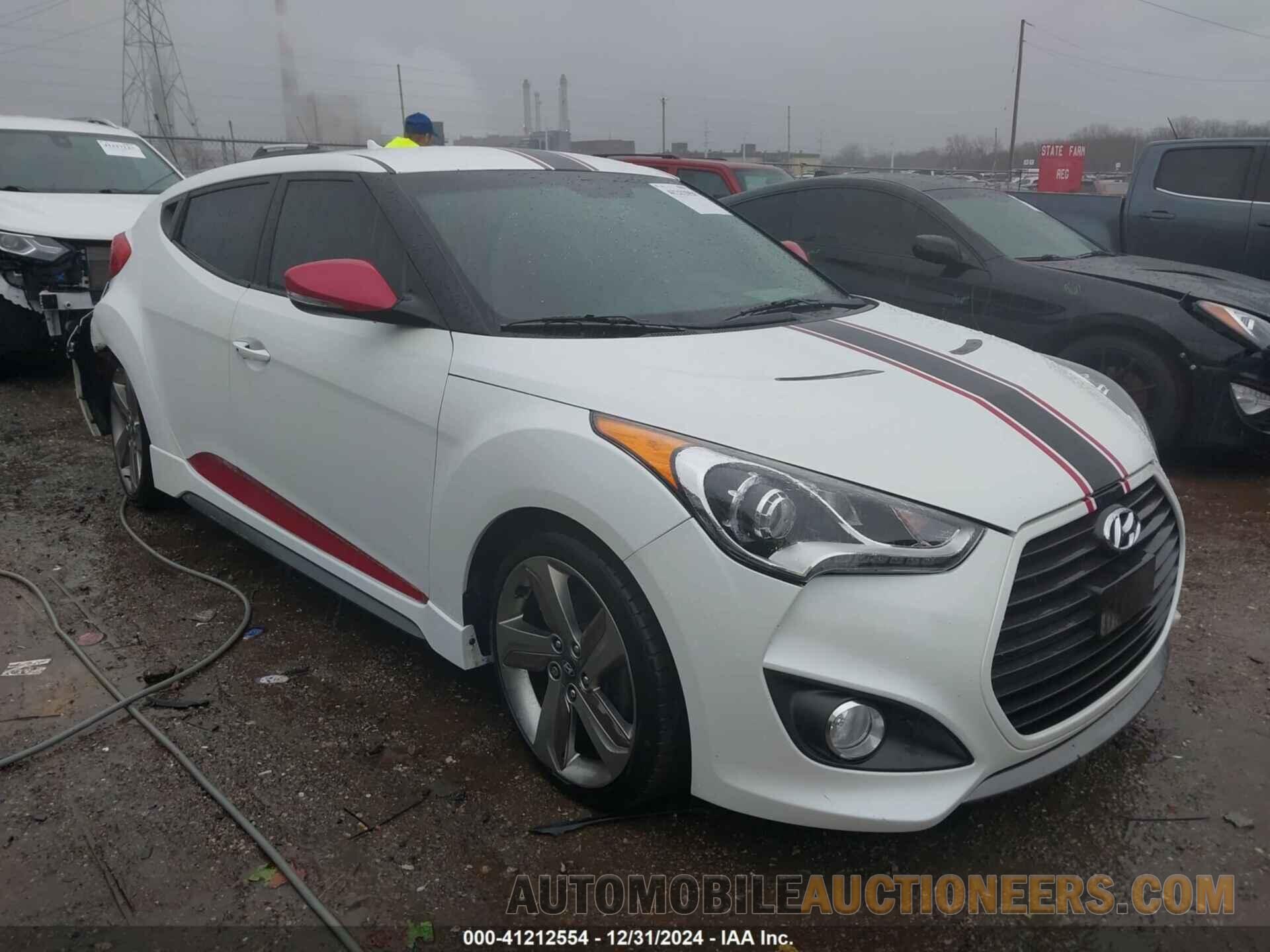 KMHTC6AE3DU130320 HYUNDAI VELOSTER 2013