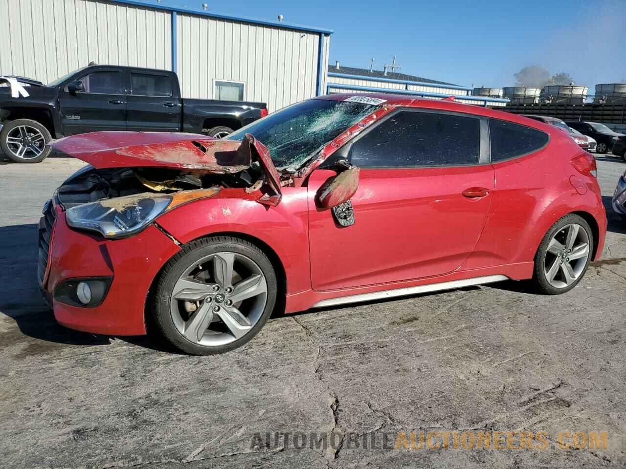 KMHTC6AE3DU153371 HYUNDAI VELOSTER 2013