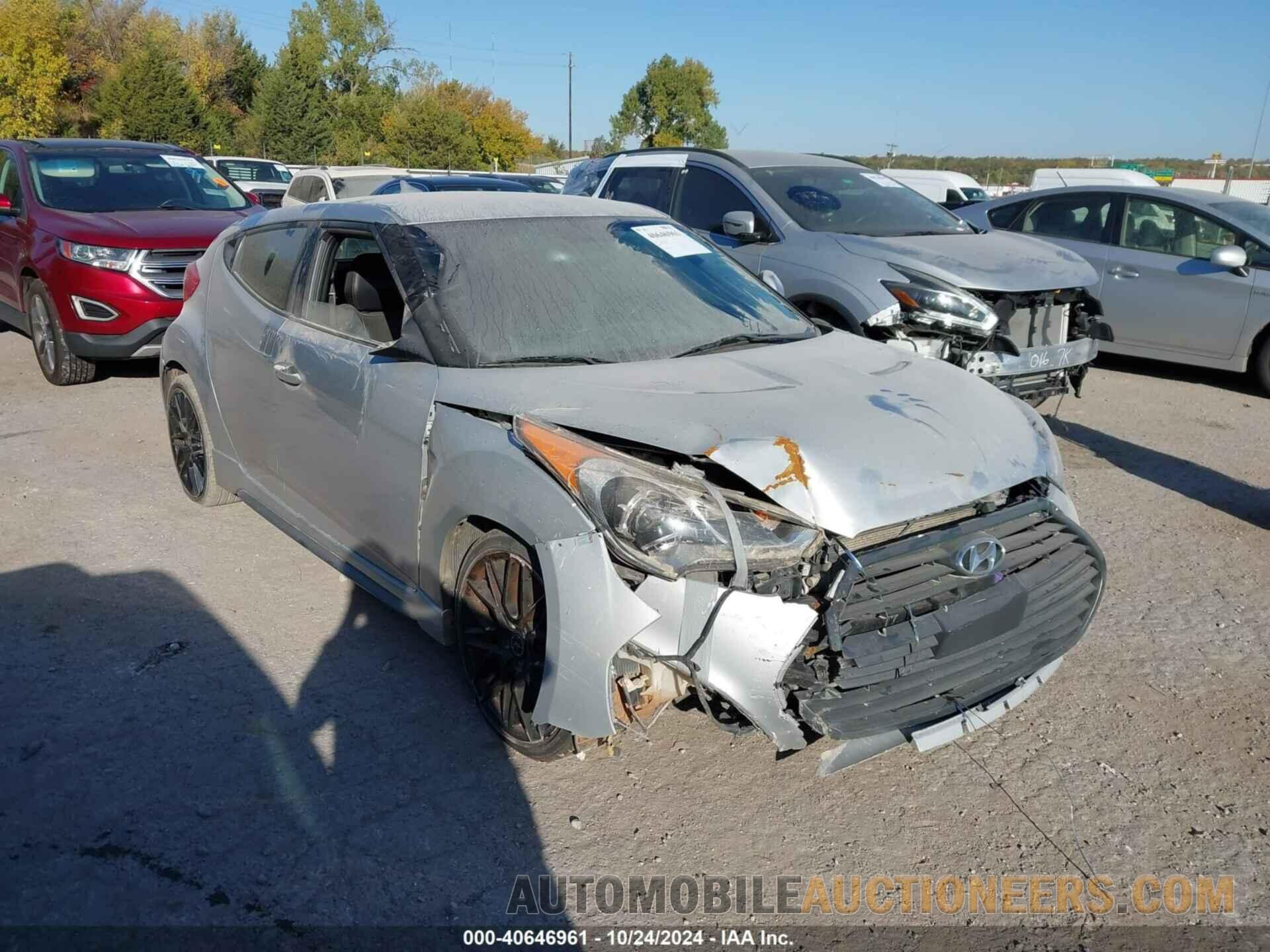 KMHTC6AE3DU164807 HYUNDAI VELOSTER 2013