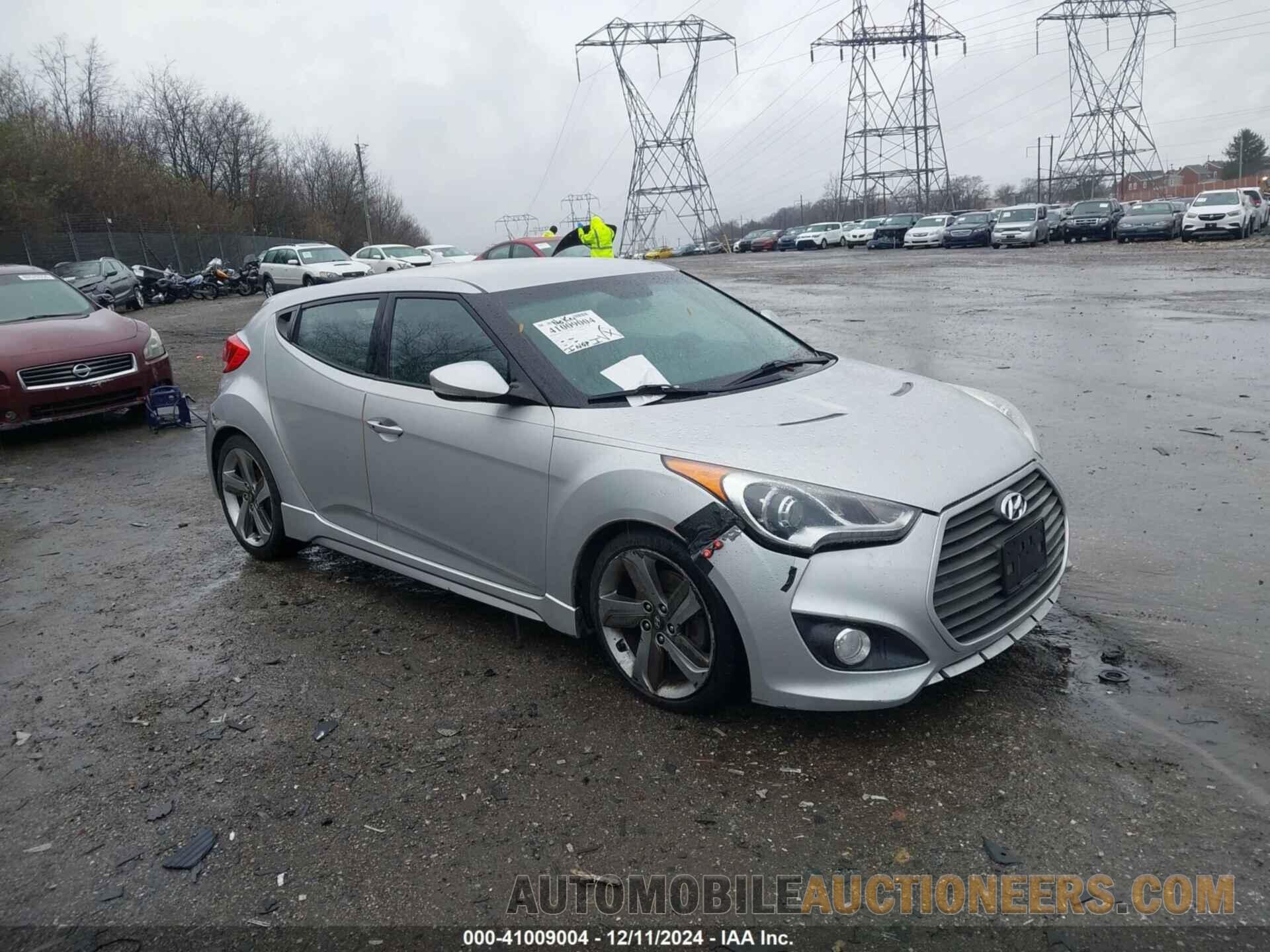 KMHTC6AE4DU143223 HYUNDAI VELOSTER 2013