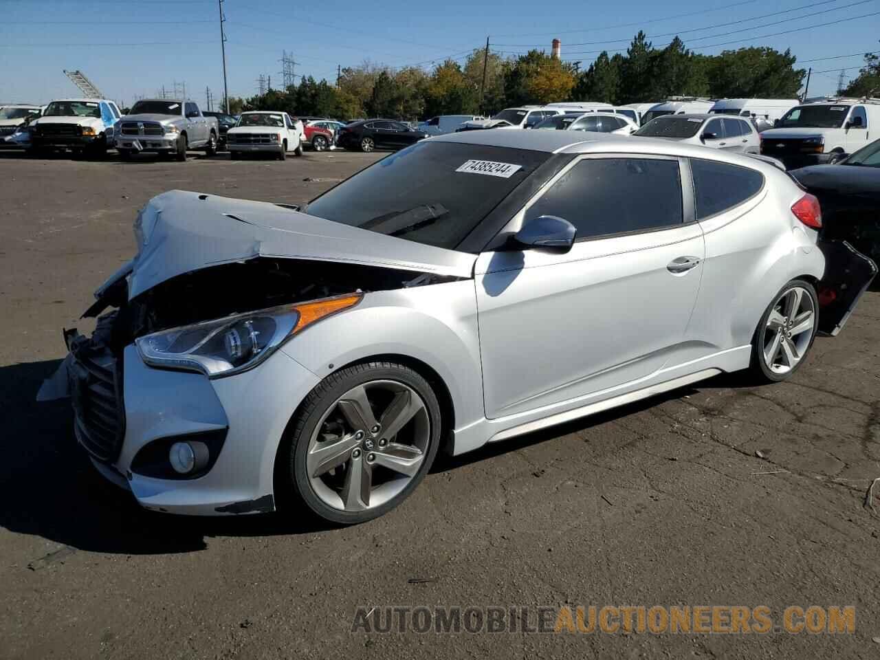 KMHTC6AE4DU151399 HYUNDAI VELOSTER 2013