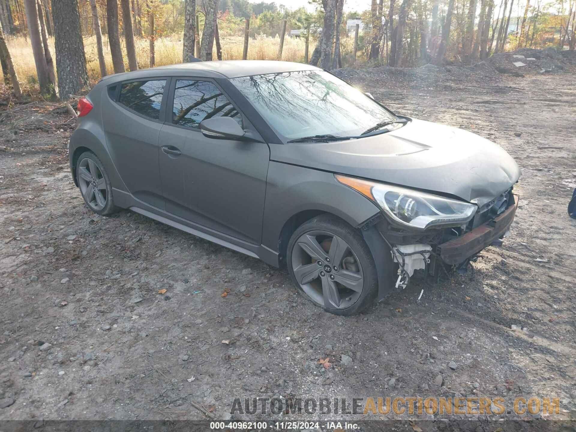 KMHTC6AE5DU177123 HYUNDAI VELOSTER 2013