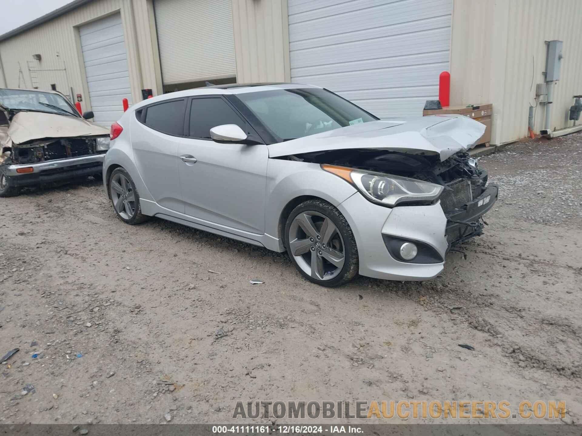 KMHTC6AE7DU111351 HYUNDAI VELOSTER 2013