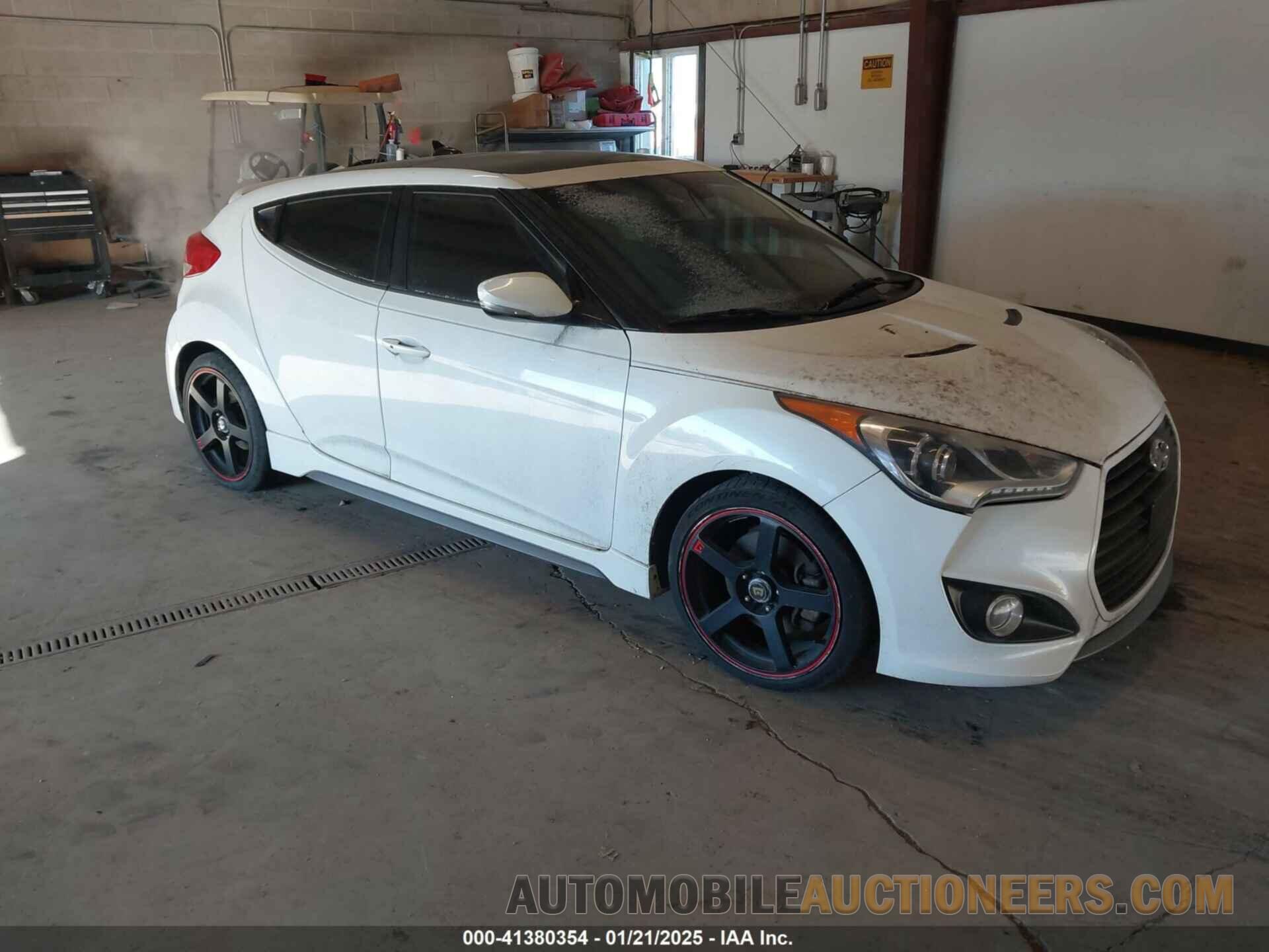 KMHTC6AE7FU238569 HYUNDAI VELOSTER 2015