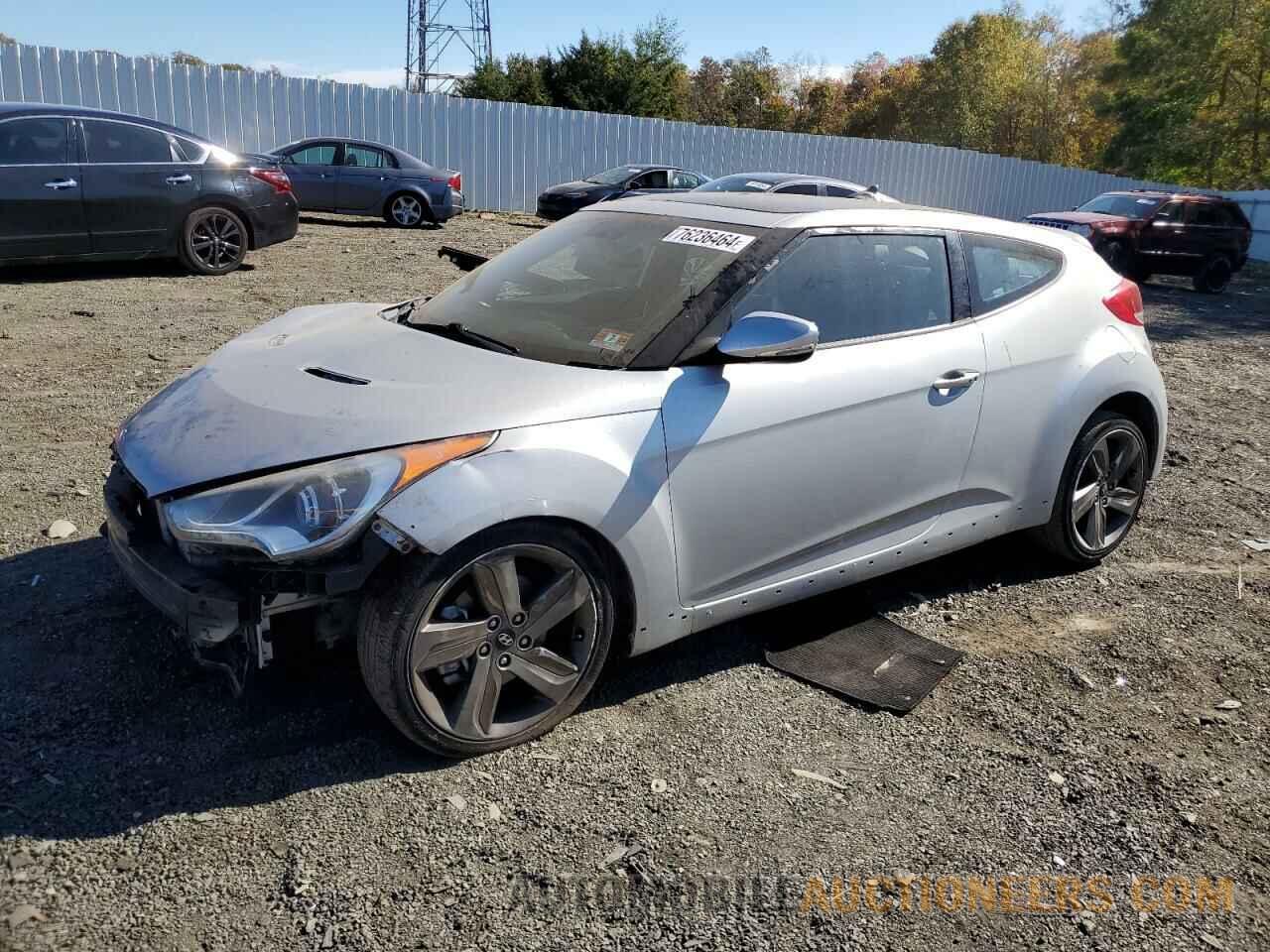 KMHTC6AE8DU110466 HYUNDAI VELOSTER 2013