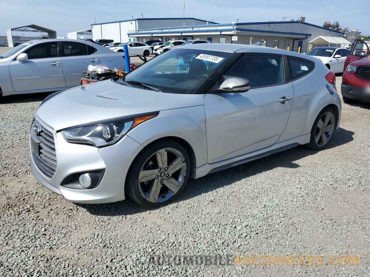 KMHTC6AE9FU225807 HYUNDAI VELOSTER 2015