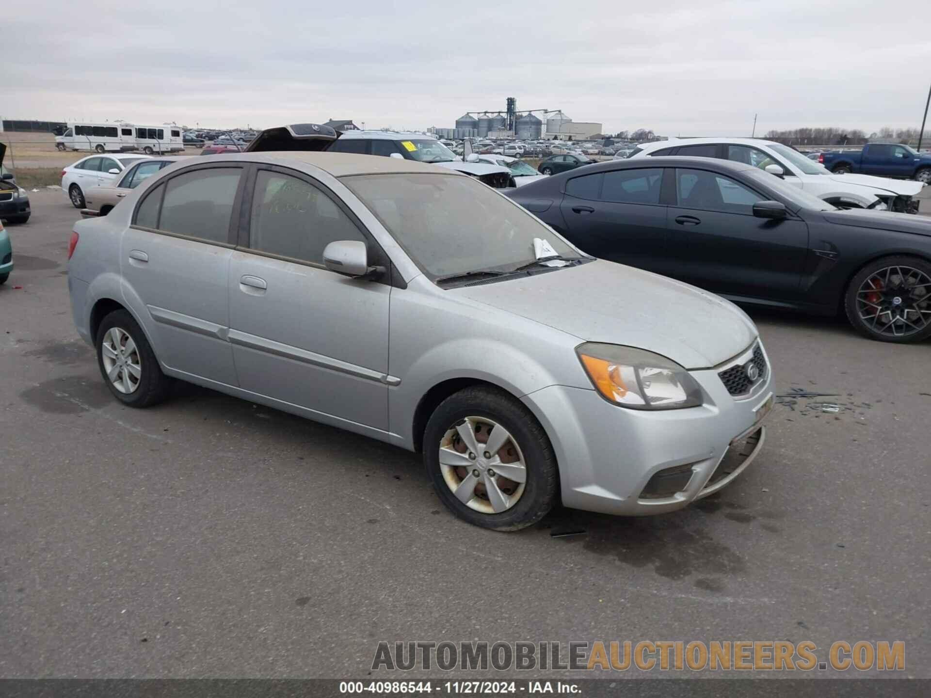 KNADH4A37B6930727 KIA RIO 2011