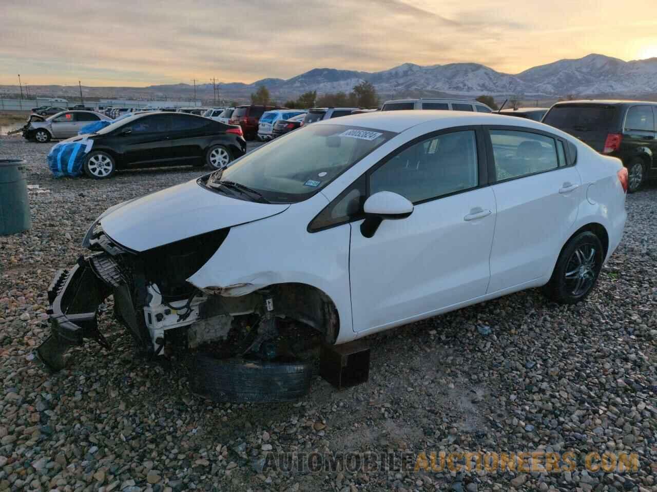 KNADM4A30H6071839 KIA RIO 2017