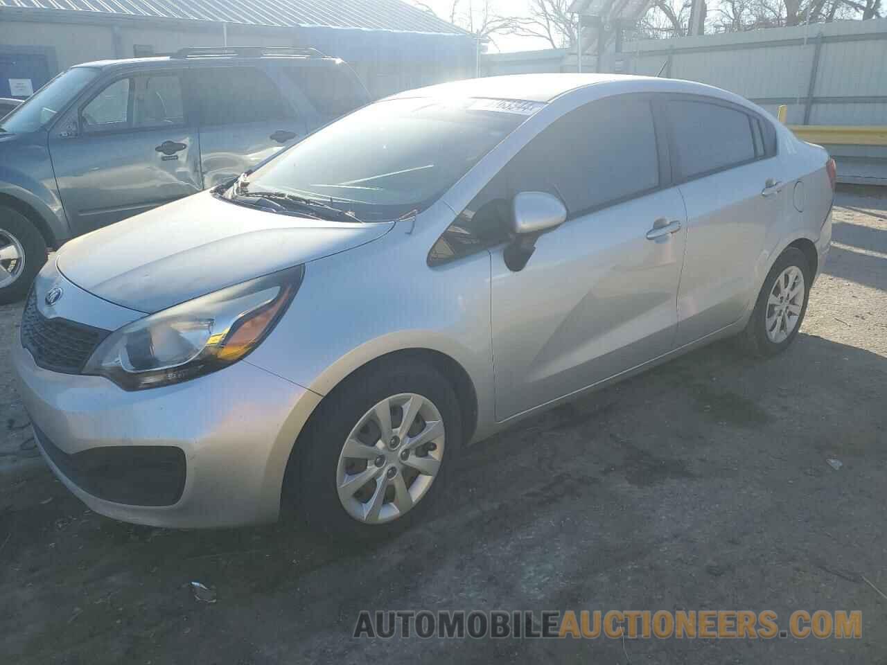 KNADM4A31F6504713 KIA RIO 2015