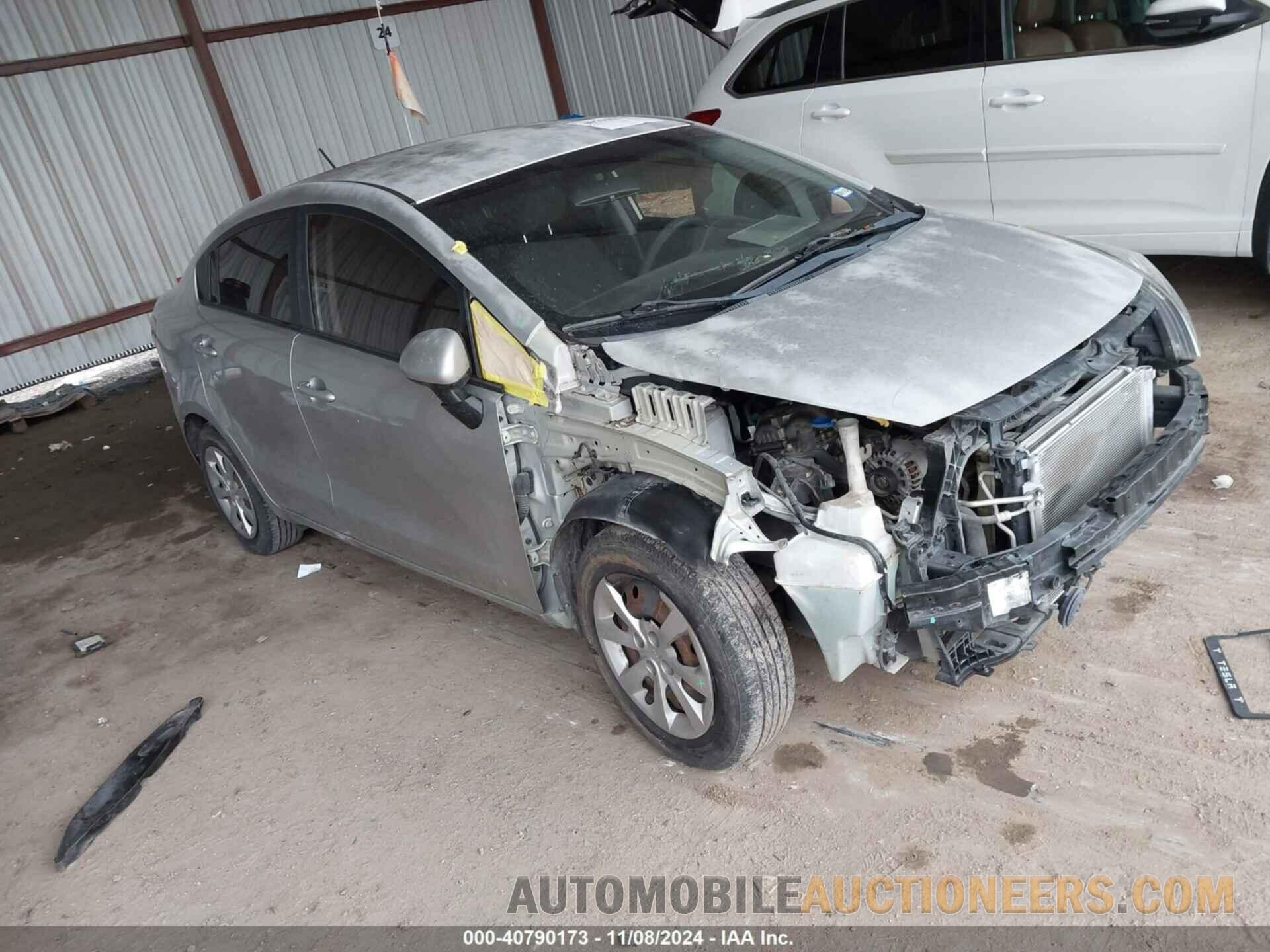 KNADM4A32F6454498 KIA RIO 2015