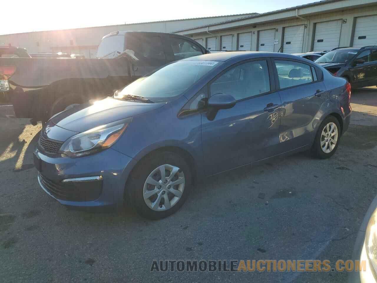 KNADM4A32G6596092 KIA RIO 2016