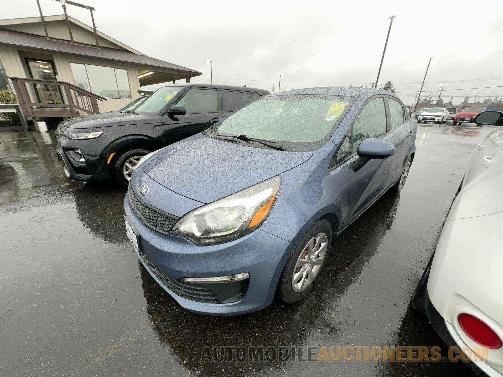 KNADM4A32G6688500 Kia Rio 2016