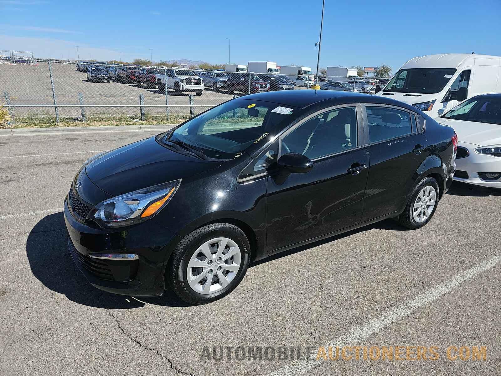 KNADM4A32H6072667 Kia Rio 2017