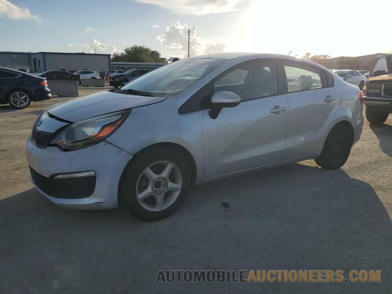 KNADM4A33G6562775 KIA RIO 2016