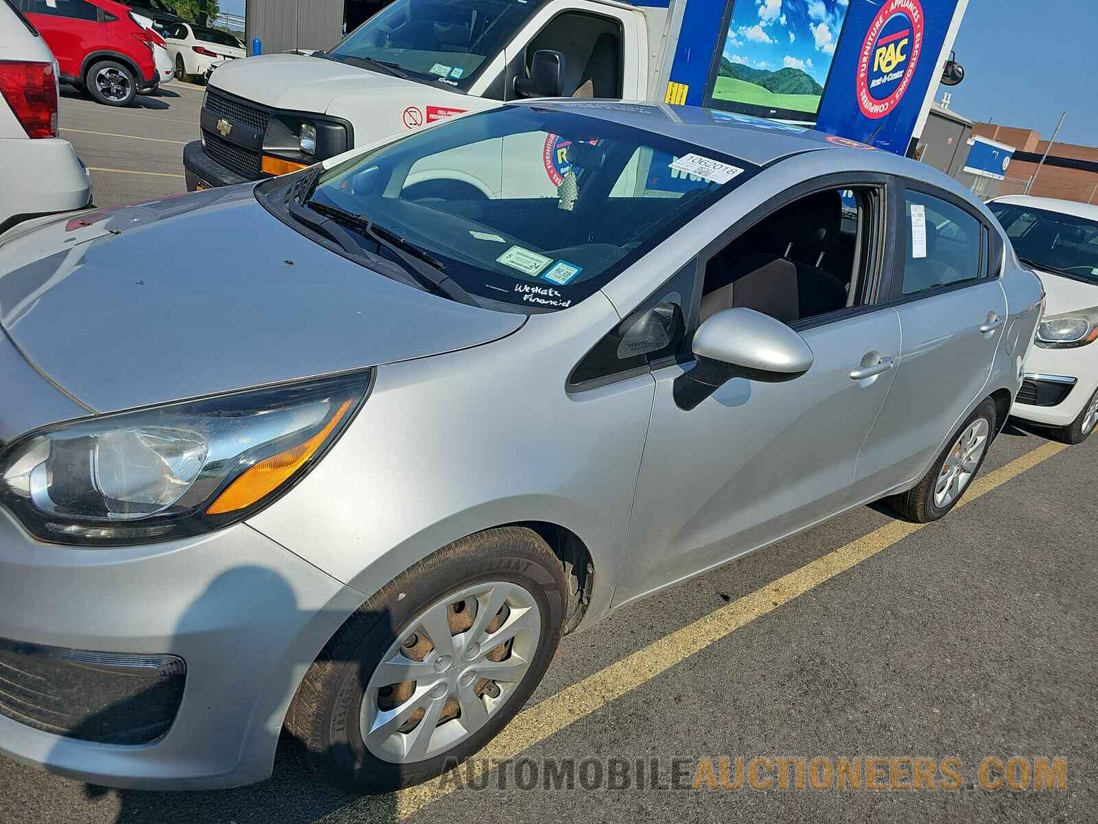 KNADM4A36H6006624 Kia Rio 2017