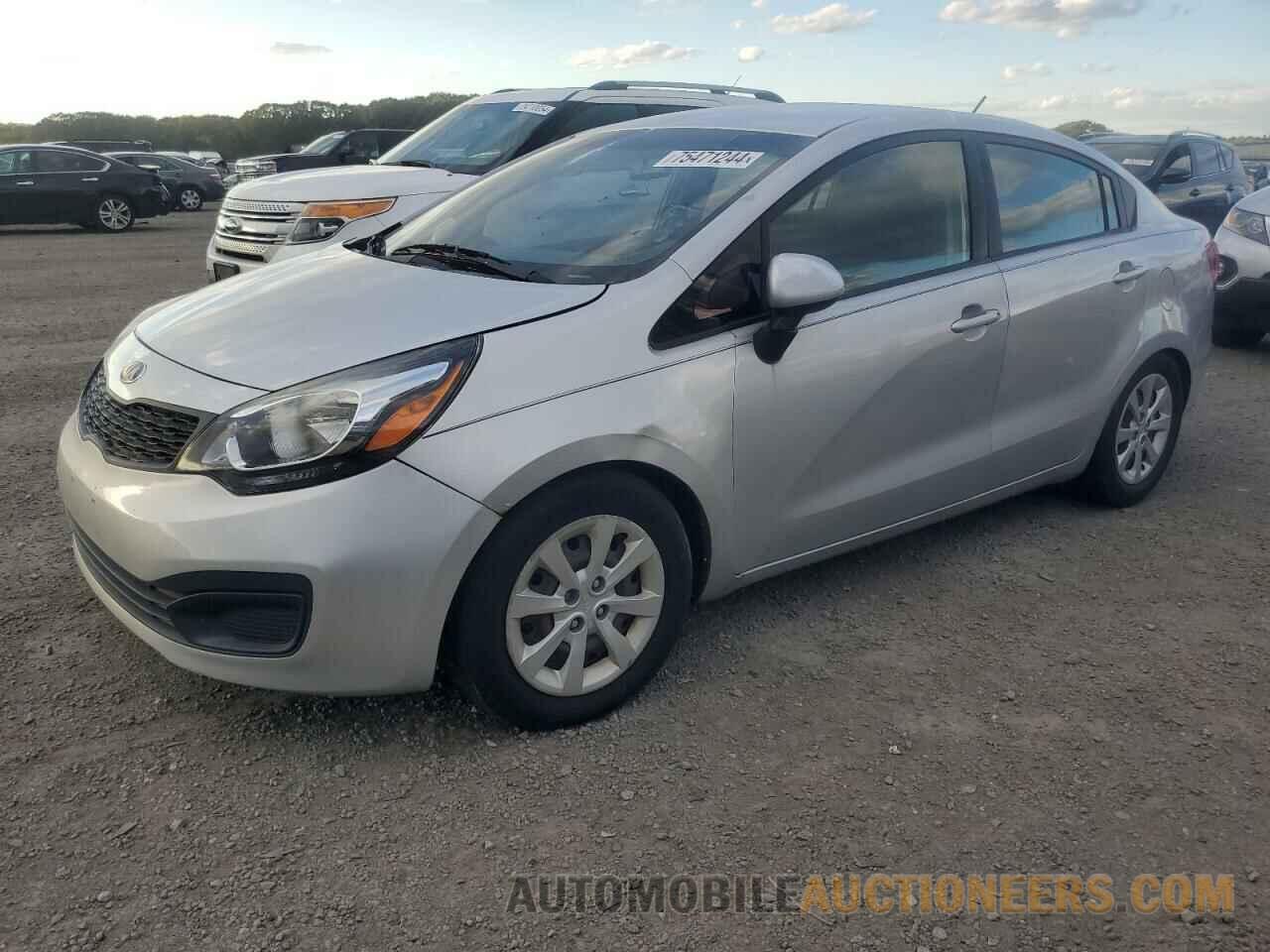 KNADM4A37D6240376 KIA RIO 2013