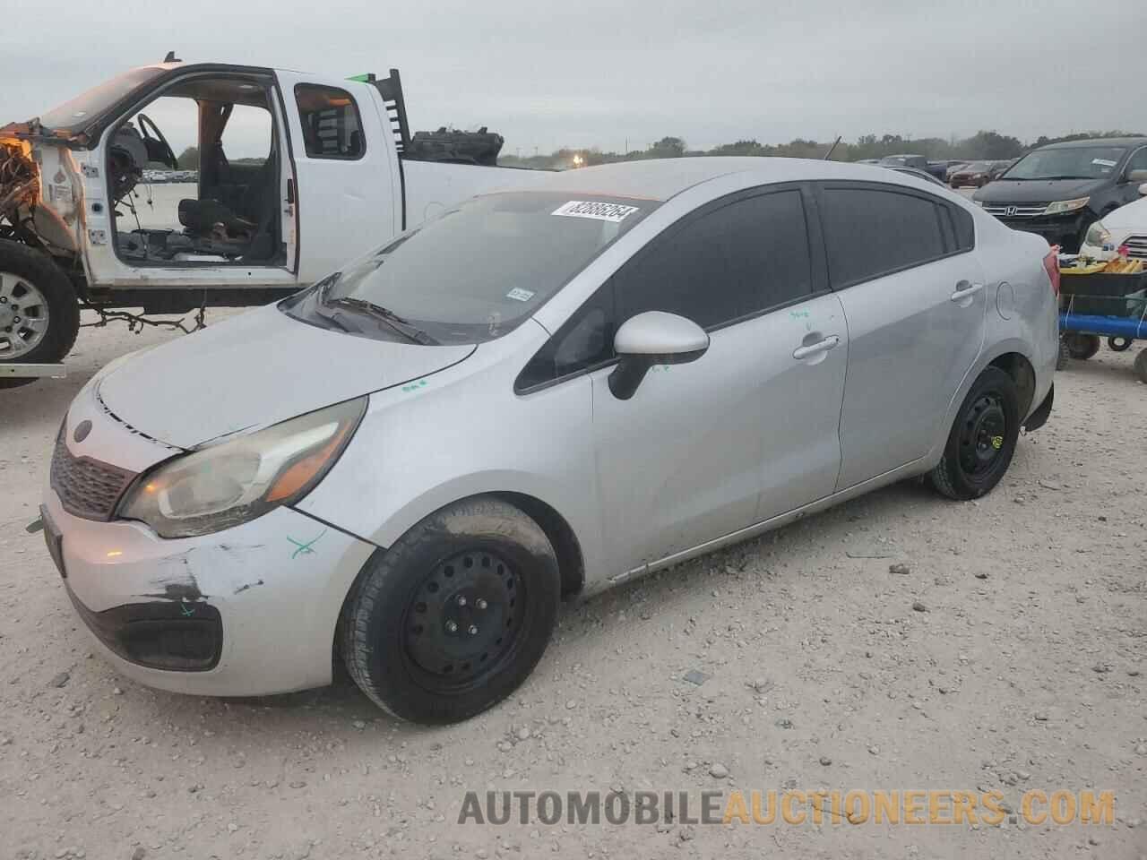 KNADM4A38E6413727 KIA RIO 2014