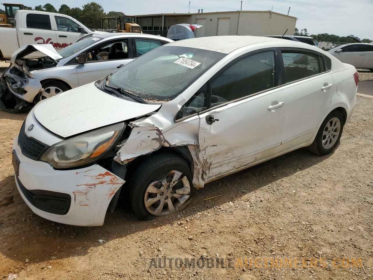 KNADM4A38F6438693 KIA RIO 2015