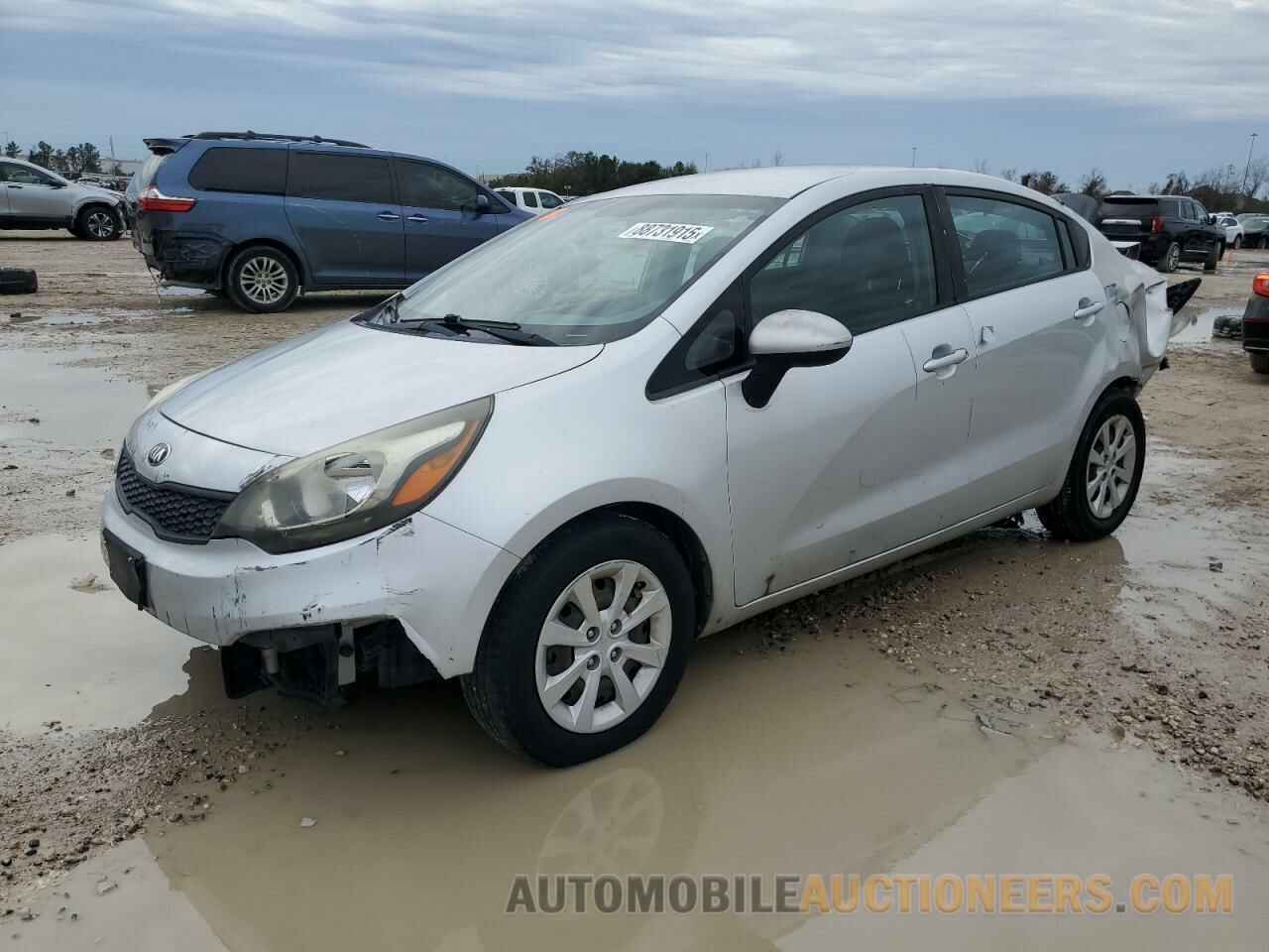 KNADM4A39H6044493 KIA RIO 2017