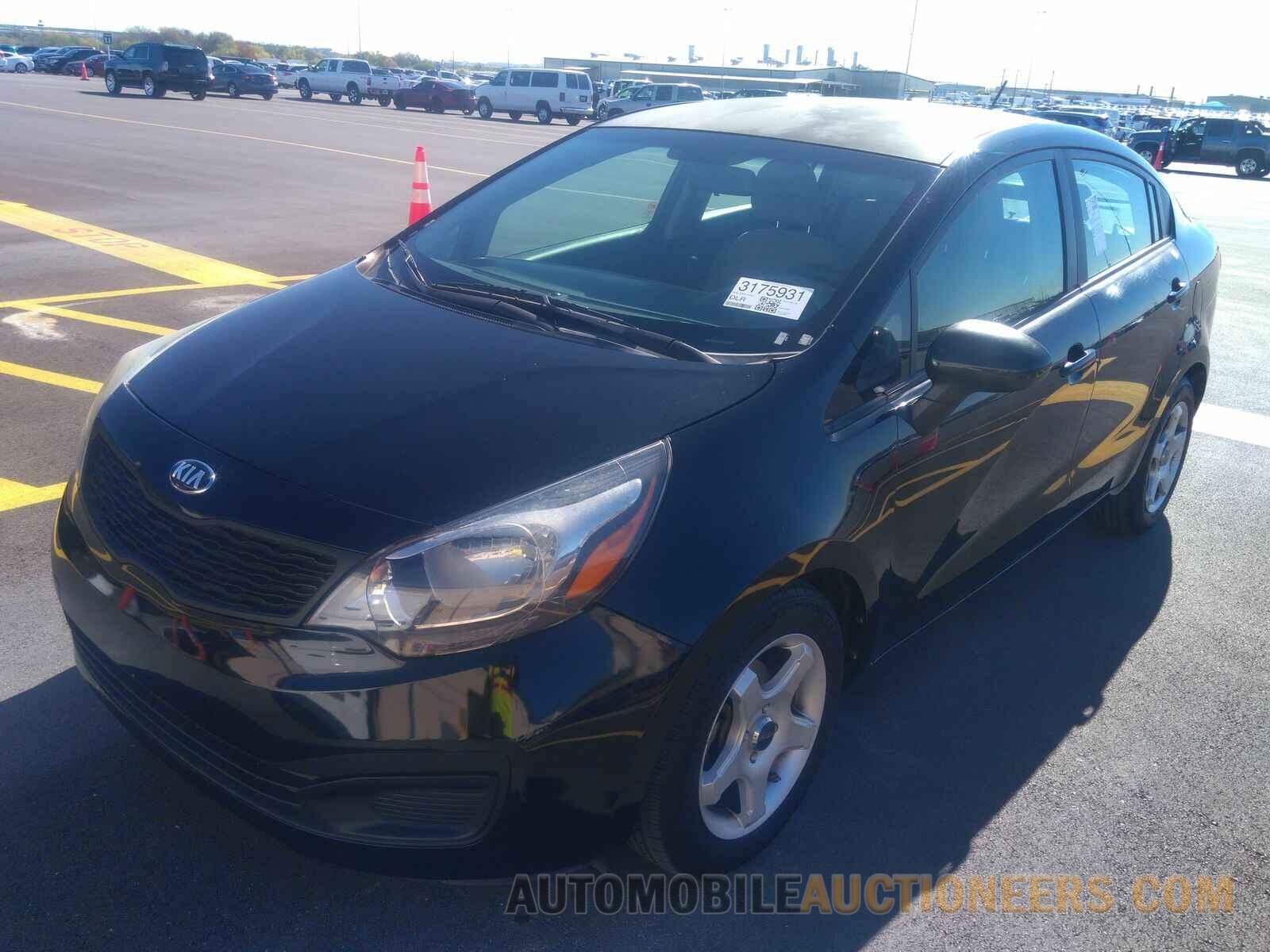 KNADM4A3XF6470321 Kia Rio 2015