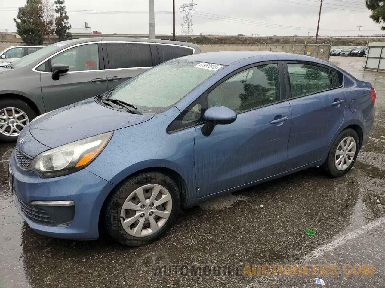 KNADM4A3XG6637083 KIA RIO 2016