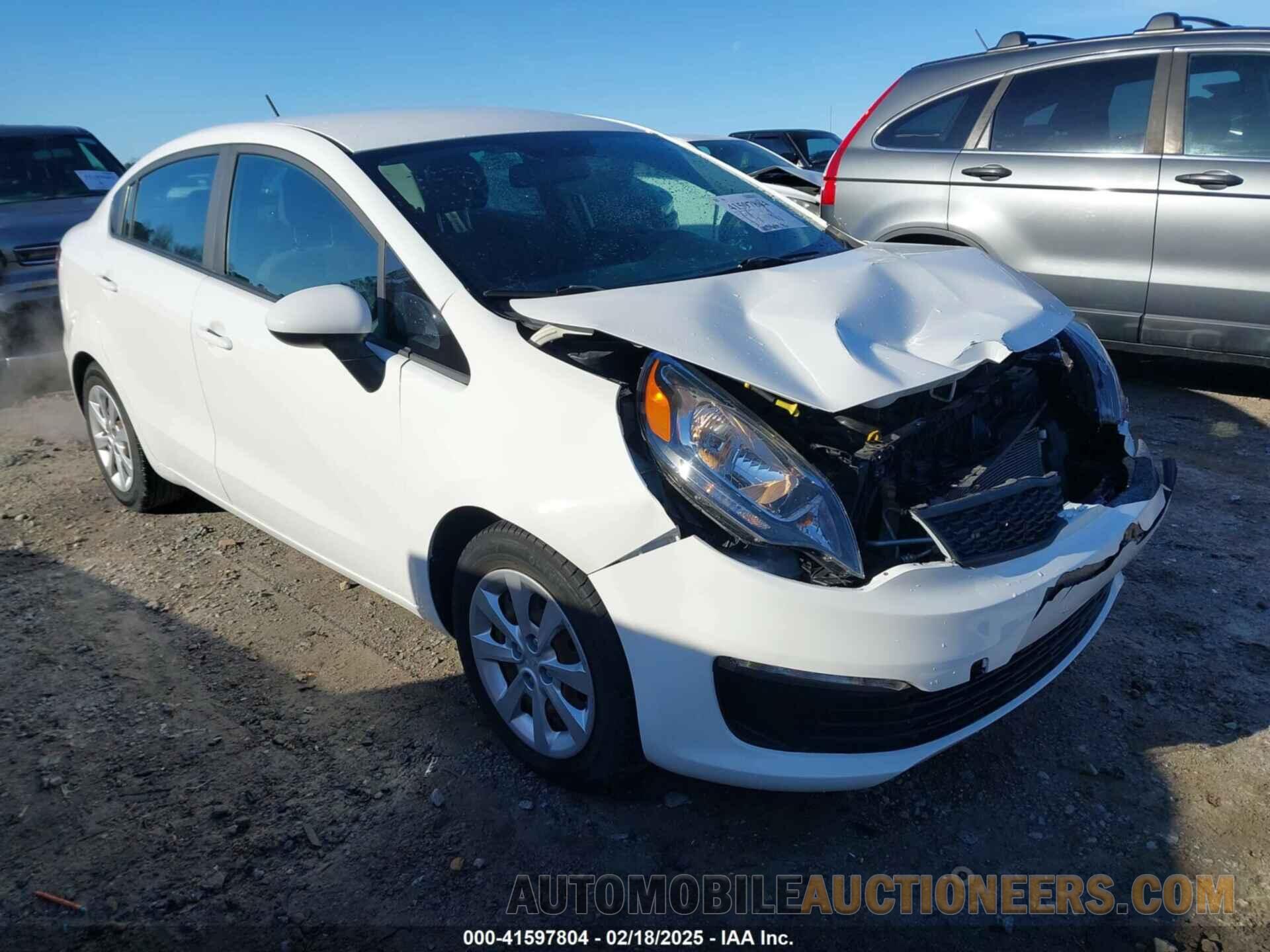 KNADM4A3XG6692679 KIA RIO 2016